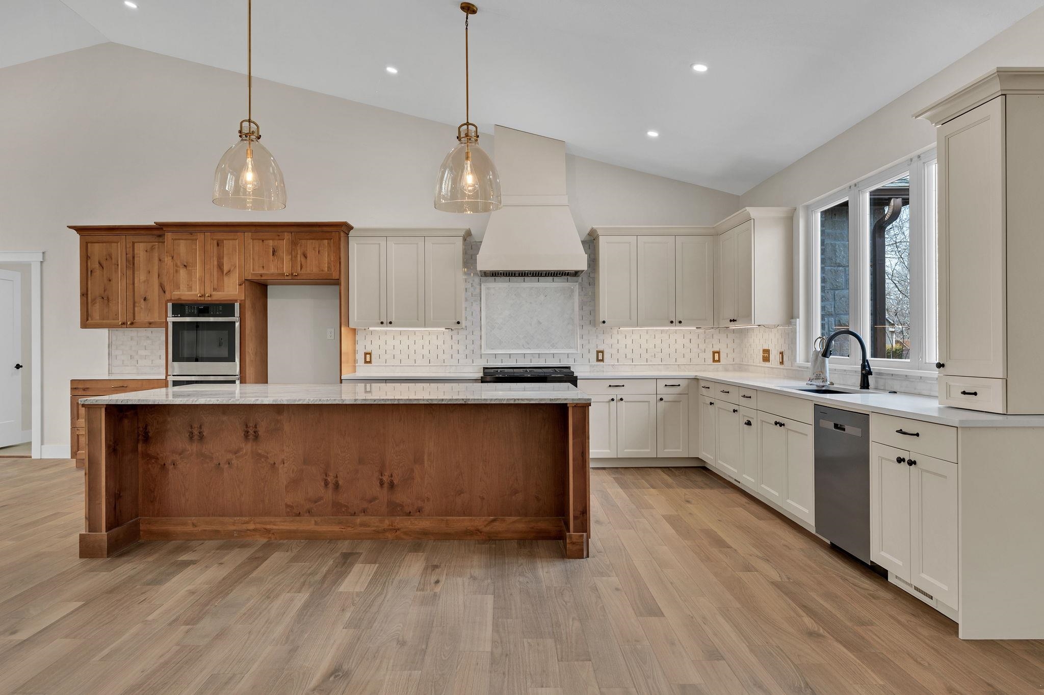 7215 E Ayesbury Wichita KS 67226
