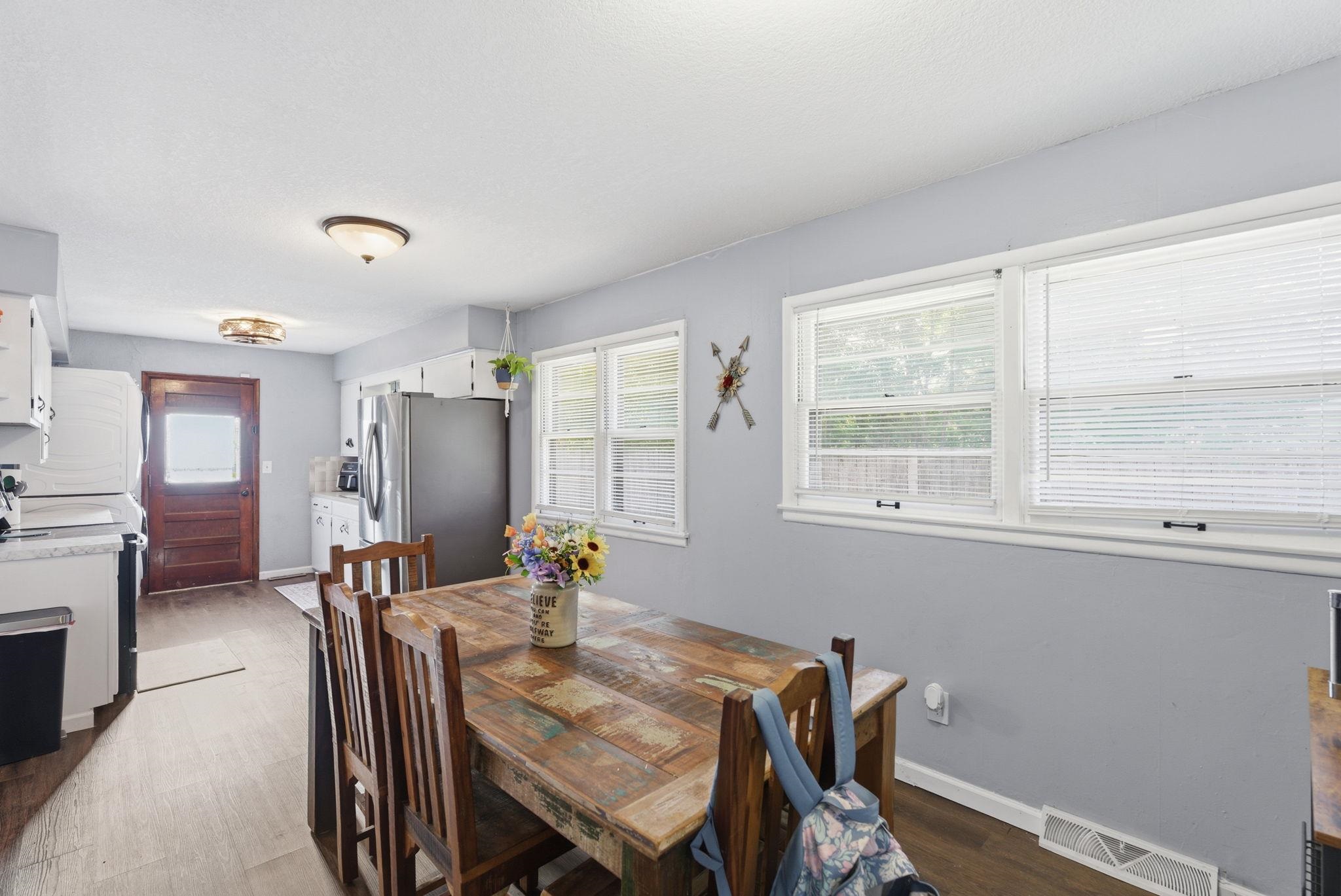 312 N Brownthrush Lane Wichita KS 67212