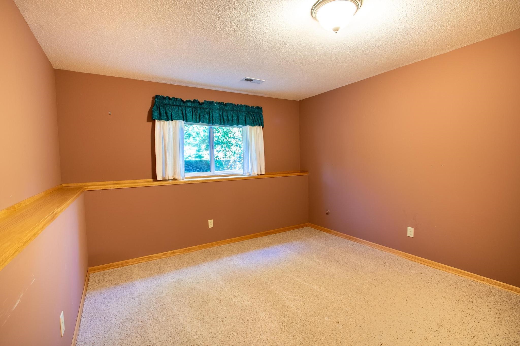 533 Autumn Glen Court Newton KS 67114