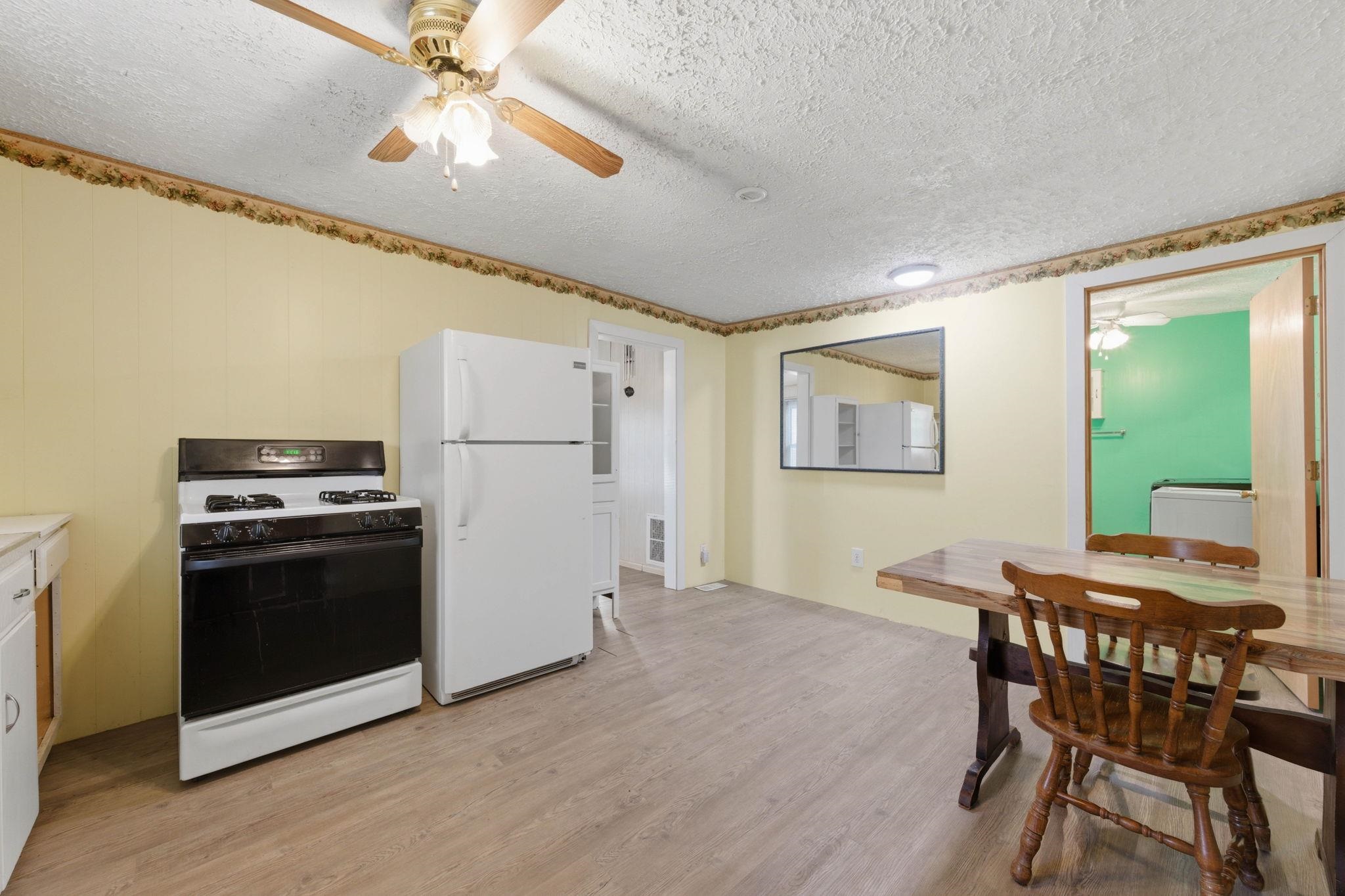 1015 S Glenn Street Wichita KS 67213