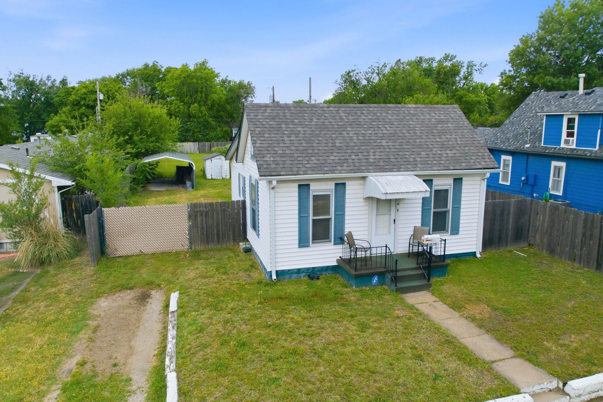1015 S Glenn Street Wichita KS 67213