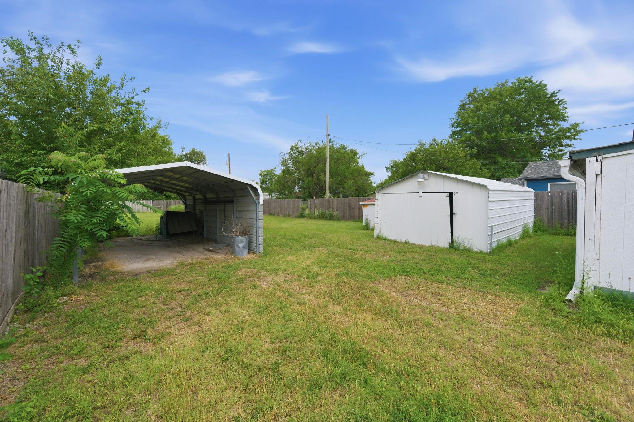 1015 S Glenn Street Wichita KS 67213