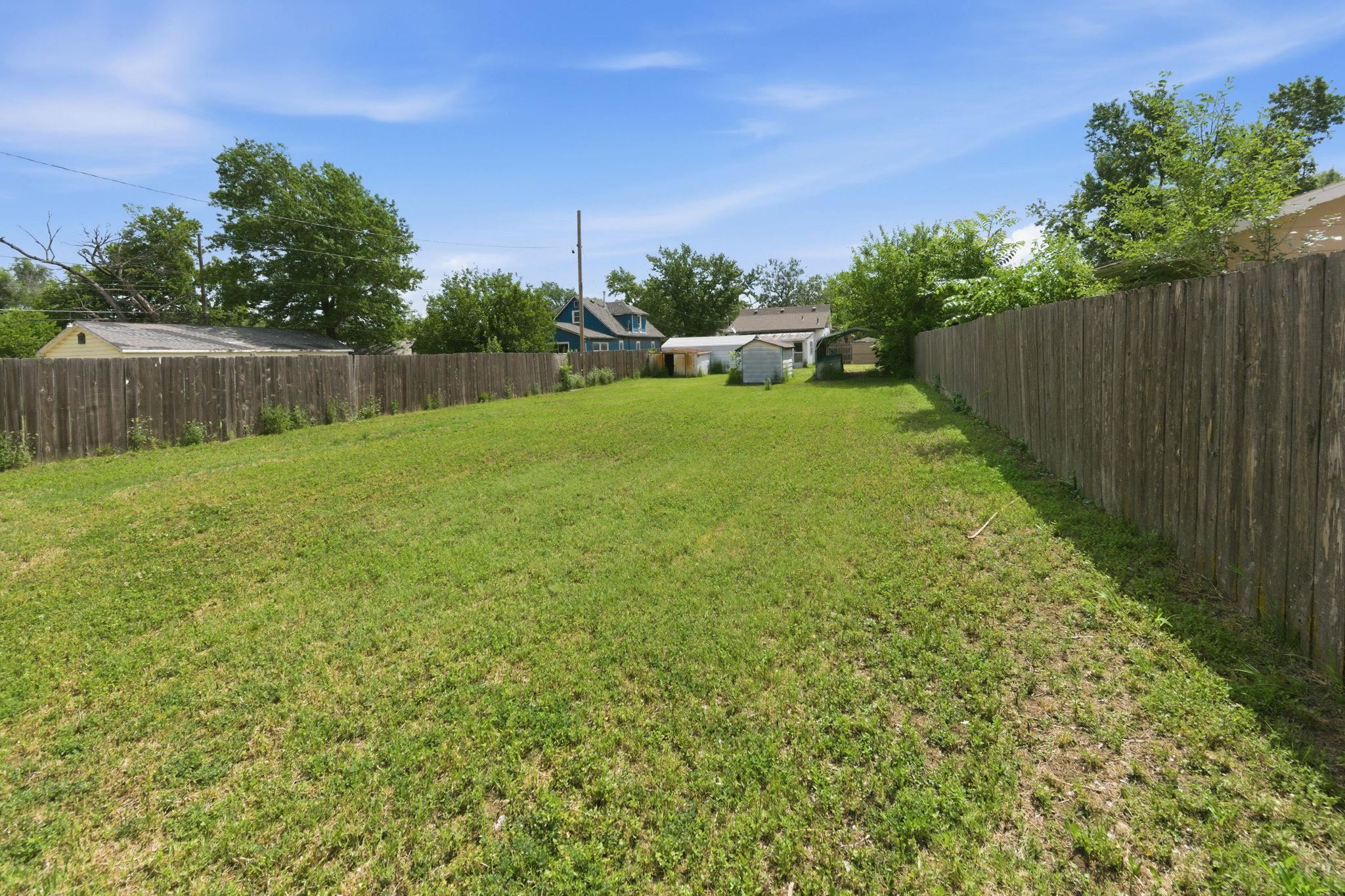 1015 S Glenn Street Wichita KS 67213