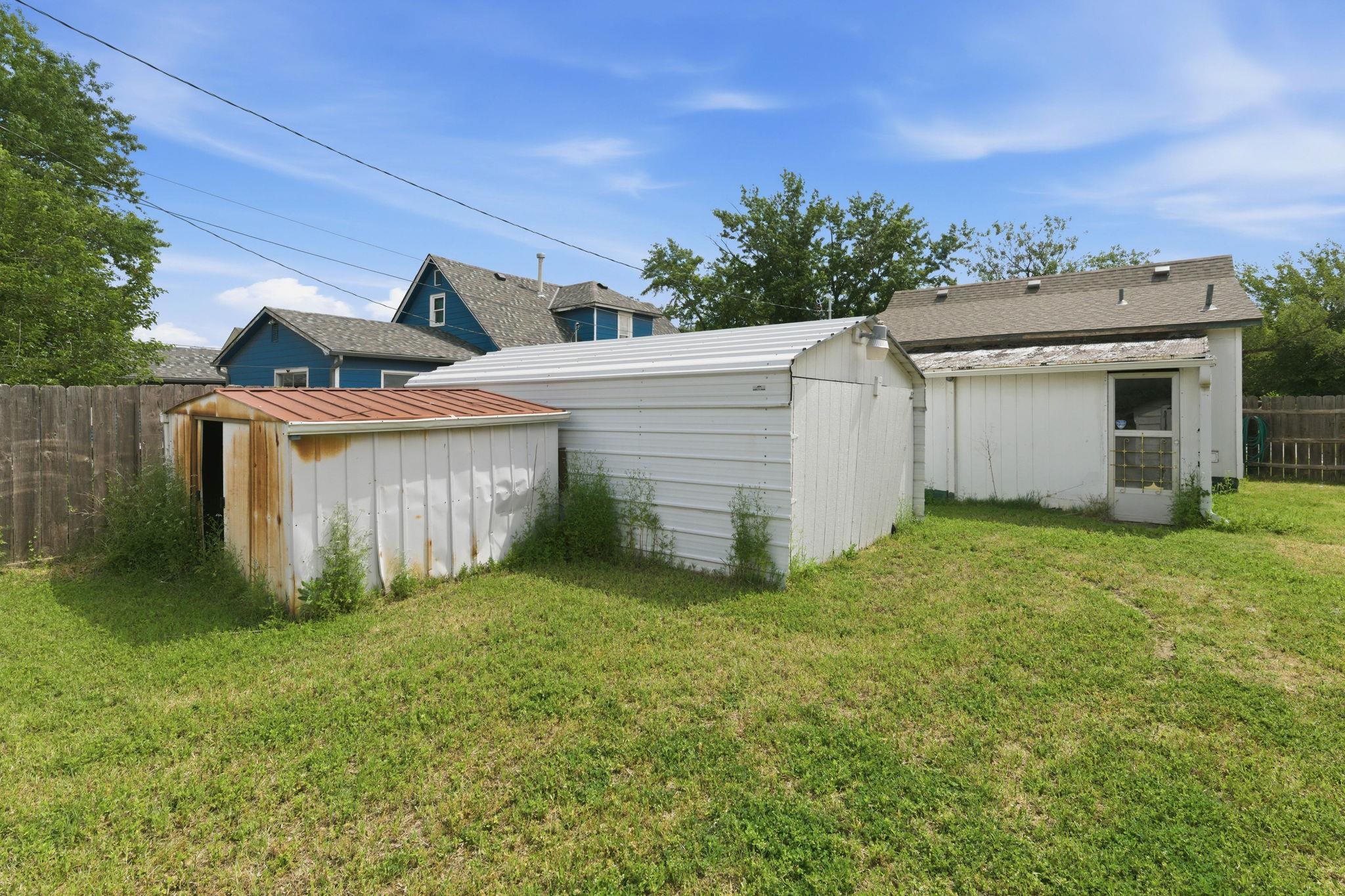 1015 S Glenn Street Wichita KS 67213