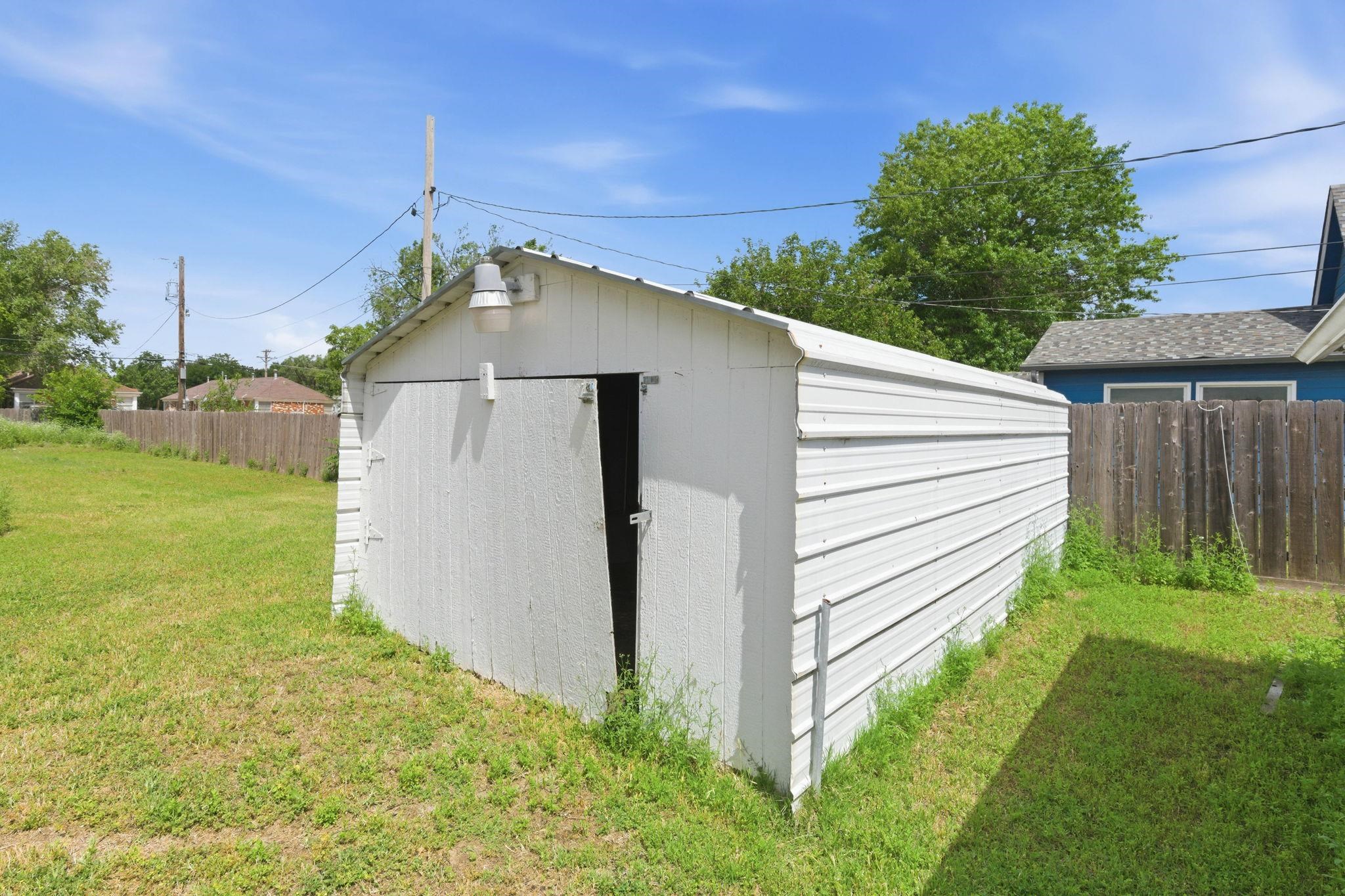 1015 S Glenn Street Wichita KS 67213