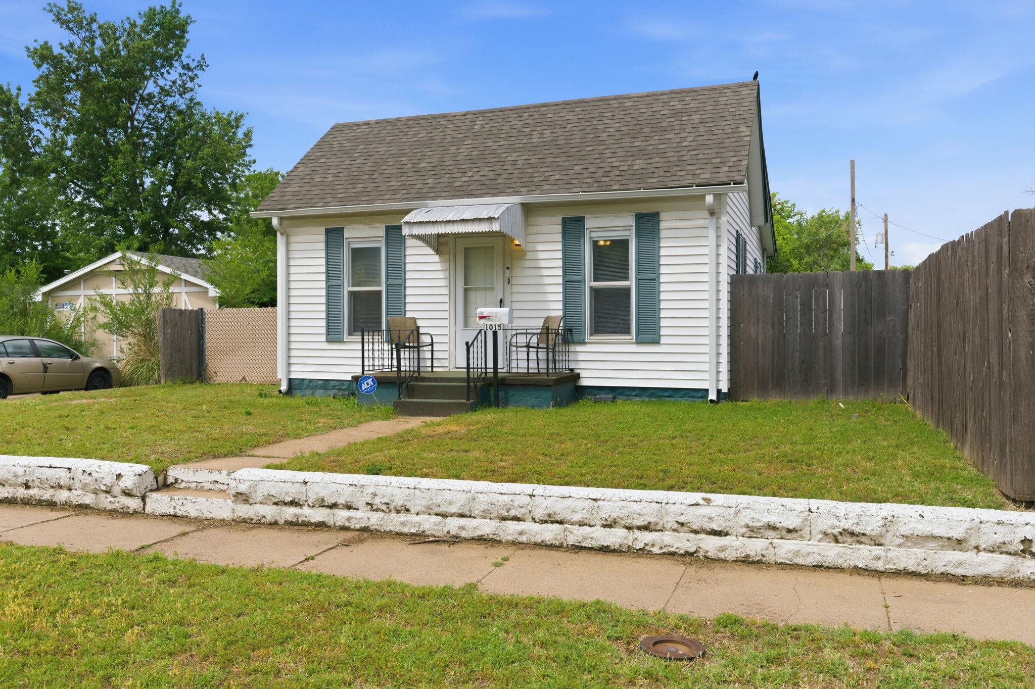 1015 S Glenn Street Wichita KS 67213