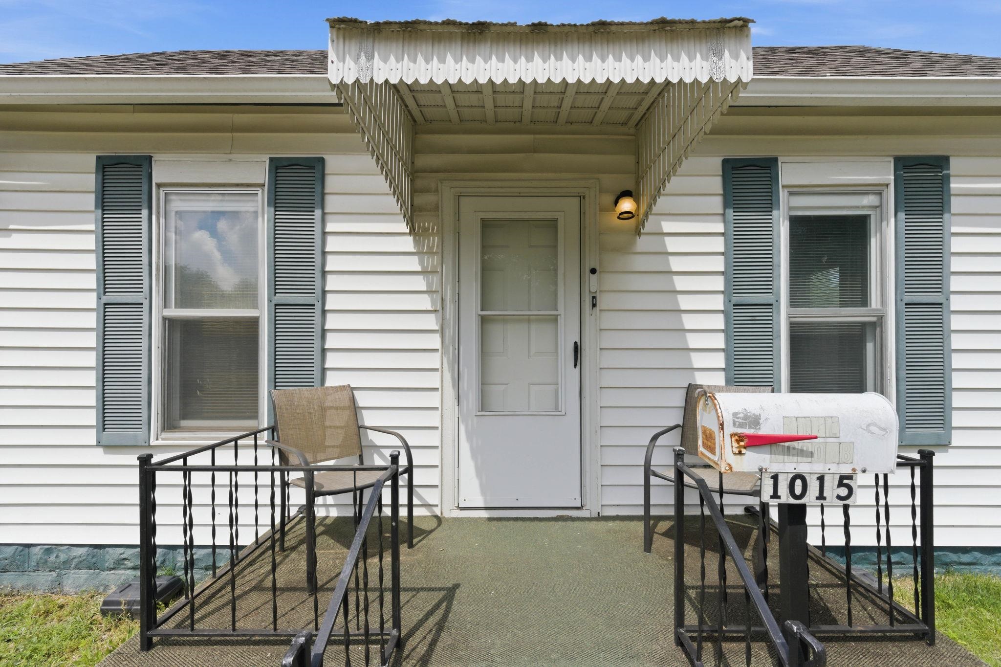1015 S Glenn Street Wichita KS 67213