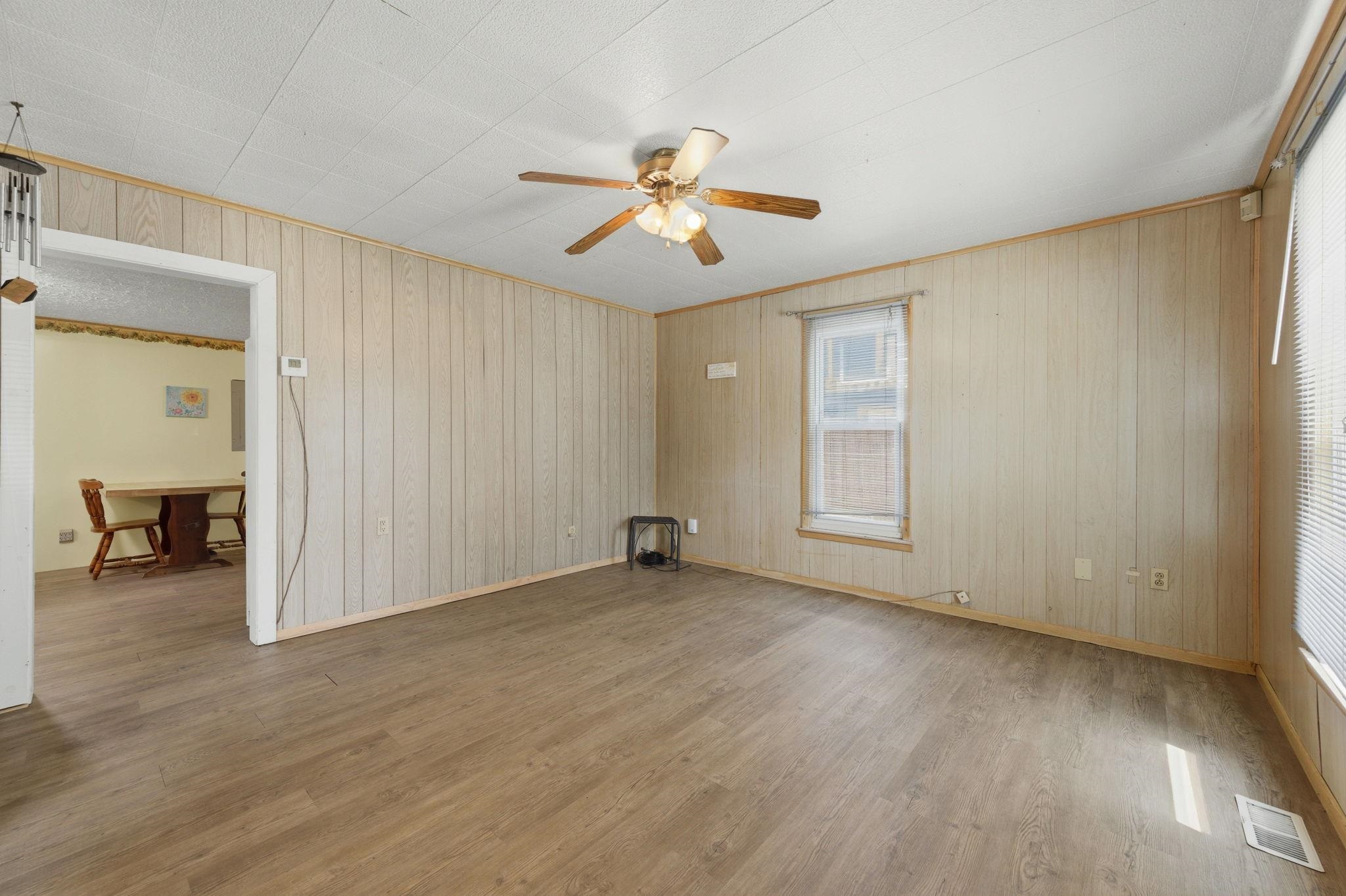 1015 S Glenn Street Wichita KS 67213