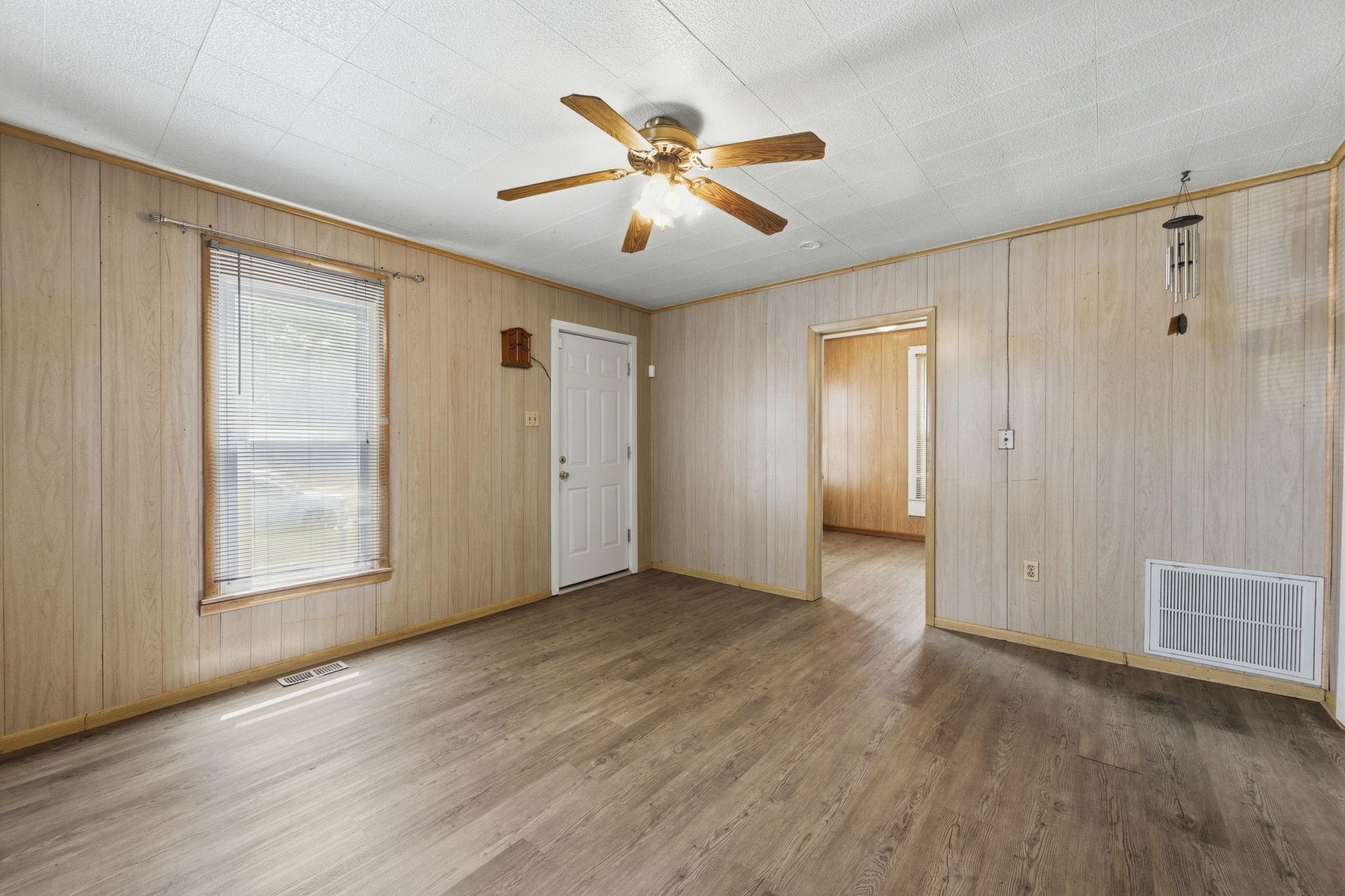 1015 S Glenn Street Wichita KS 67213