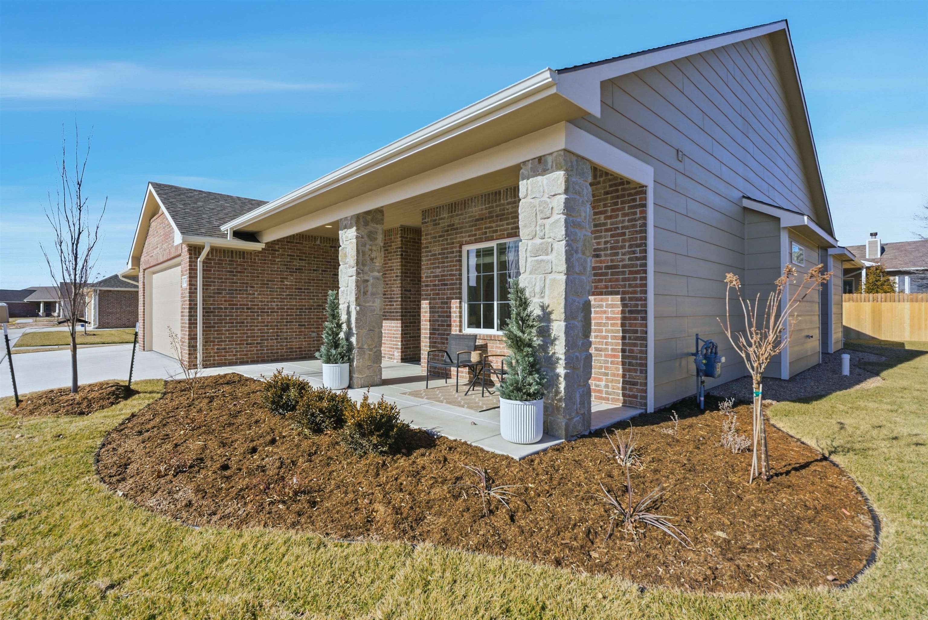 854 N Thornton Street Wichita KS 67235