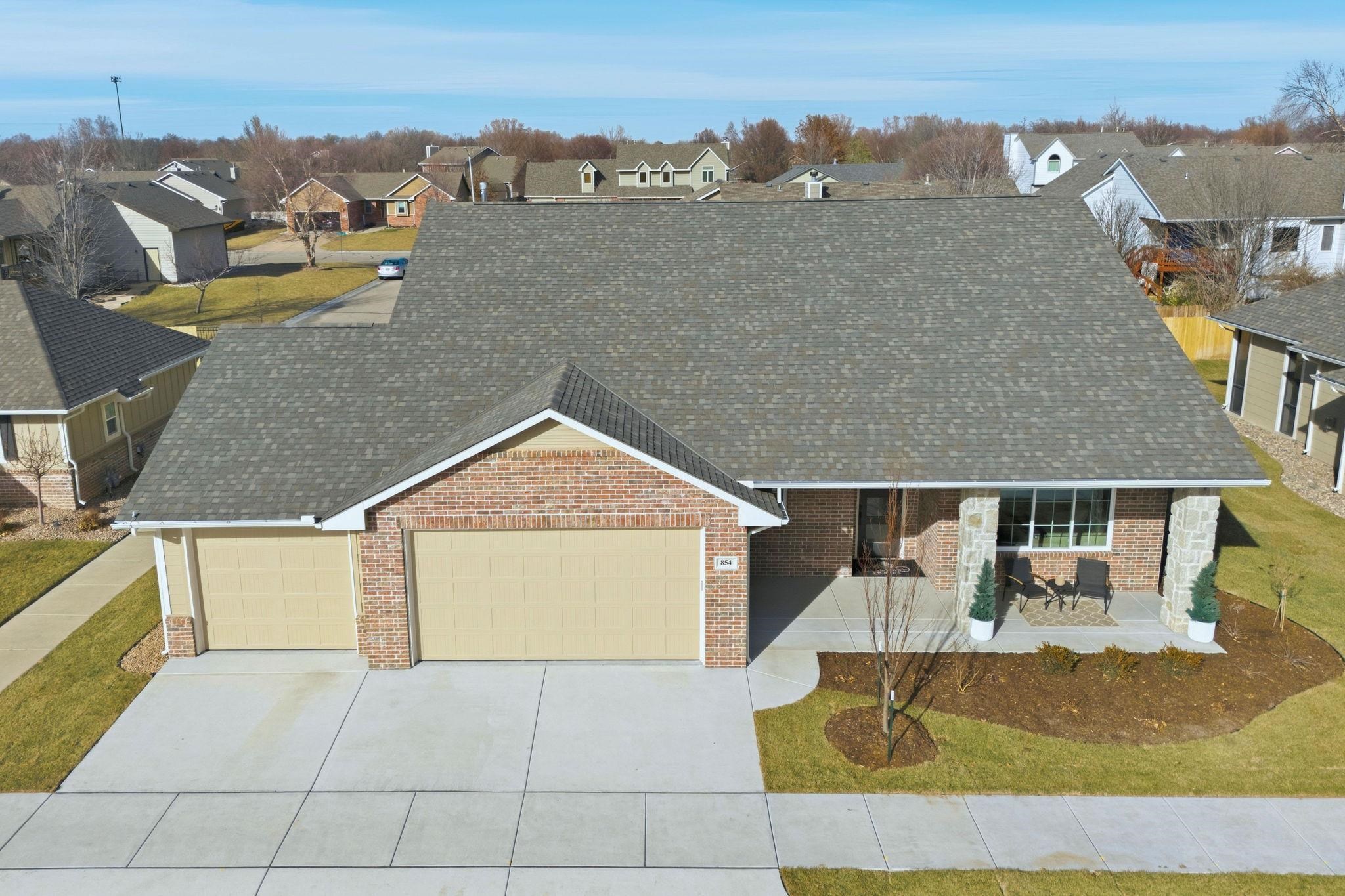 854 N Thornton Street Wichita KS 67235