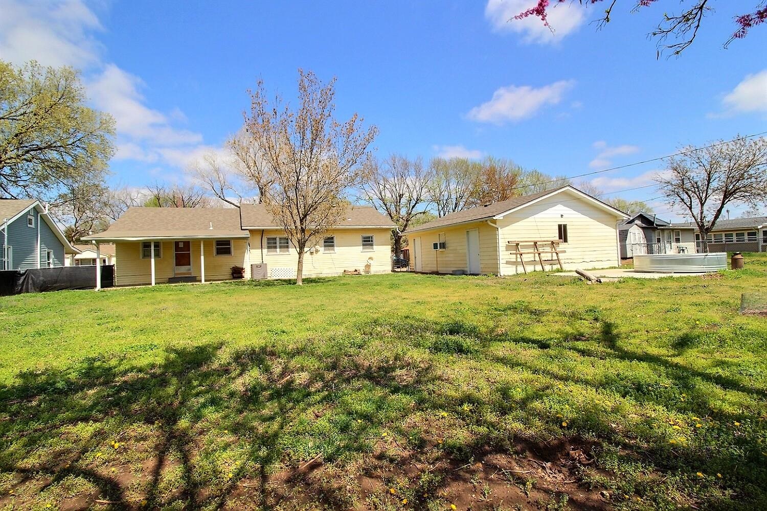 1201 W Oklahoma Avenue Arkansas City KS 67005