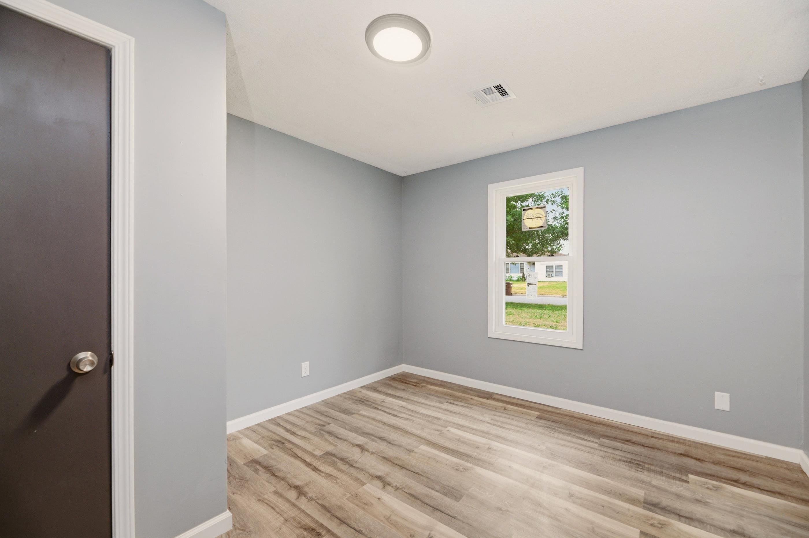 818 W 51st Street S Wichita KS 67217