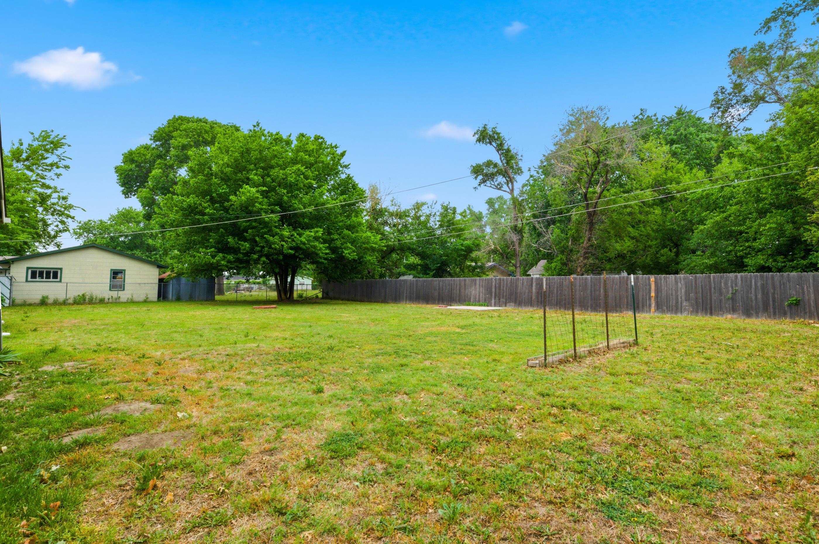 818 W 51st Street S Wichita KS 67217