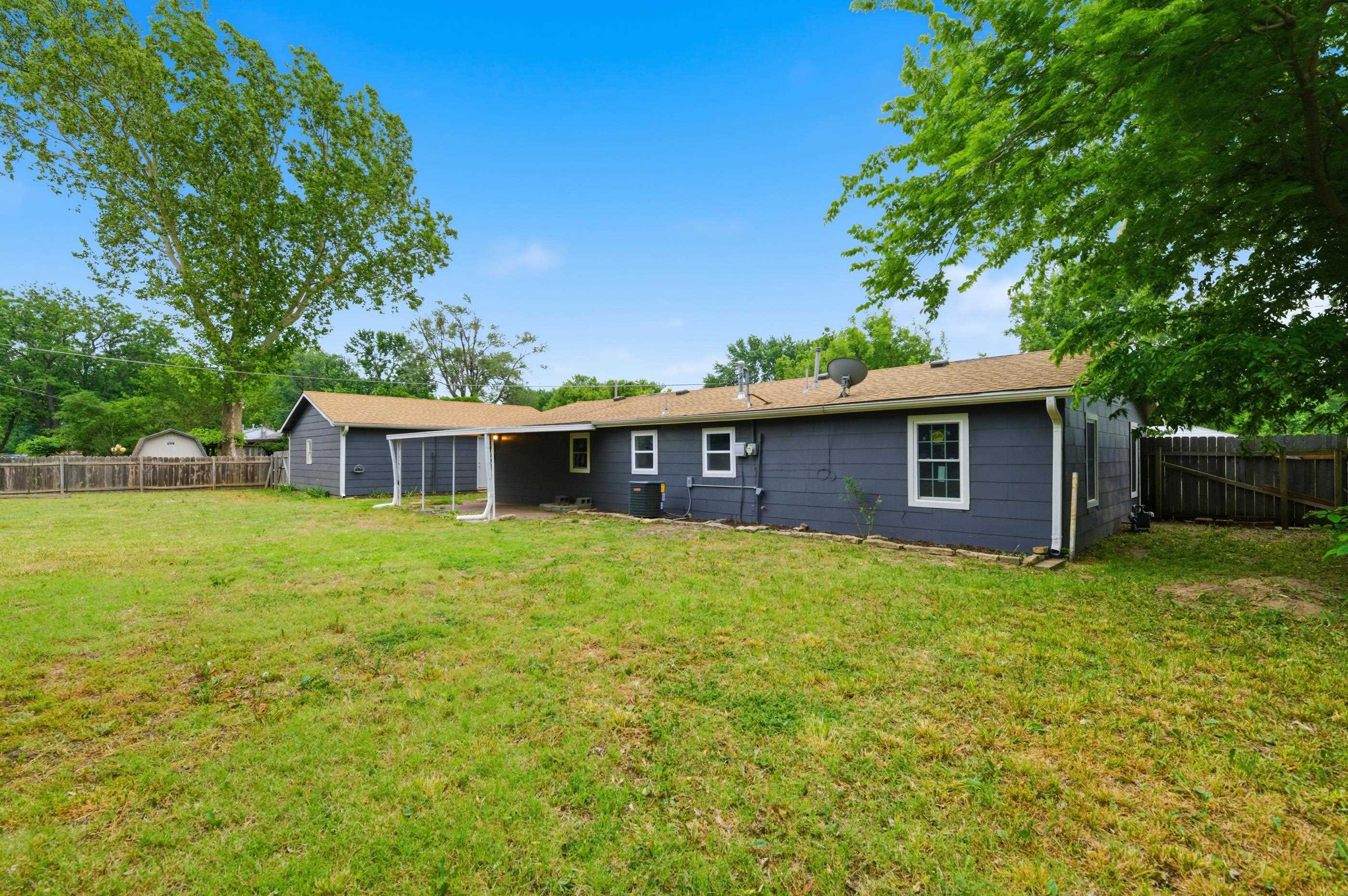 818 W 51st Street S Wichita KS 67217