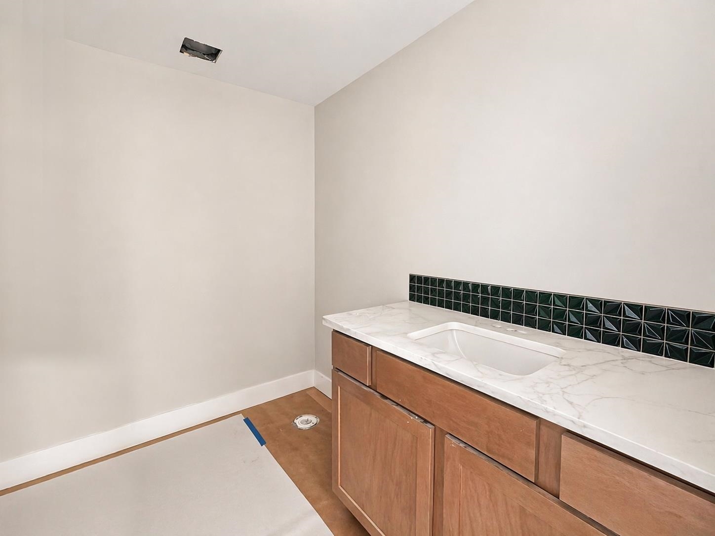 5515 N St Paul Street Wichita KS 67204