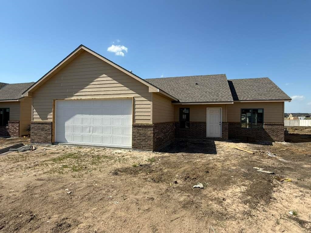 5085 N Toben Drive Bel Aire KS 67226