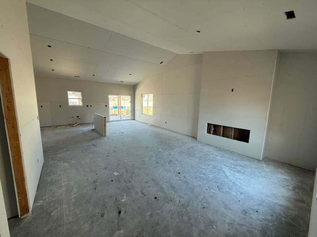 5085 N Toben Drive Bel Aire KS 67226