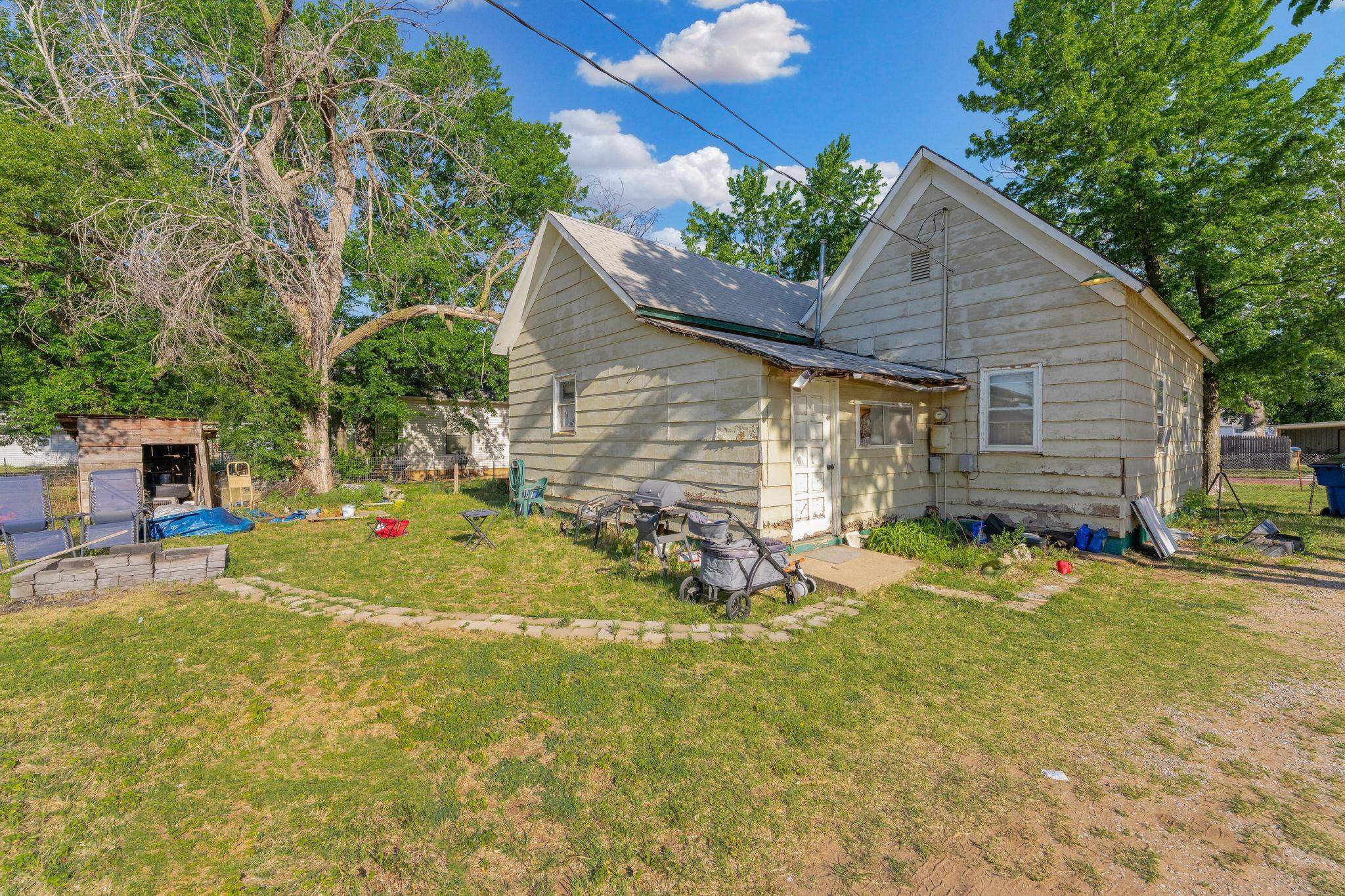 215 W C Avenue Kingman KS 67068