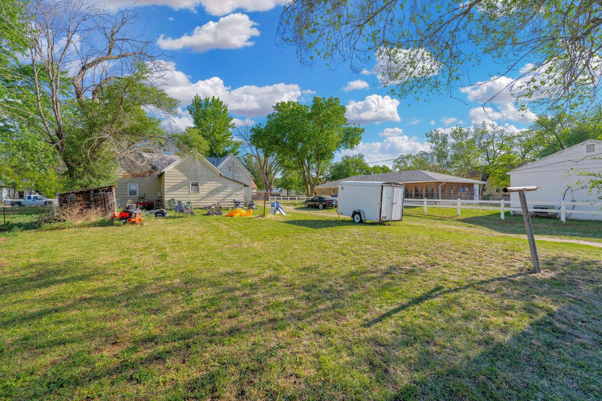 215 W C Avenue Kingman KS 67068