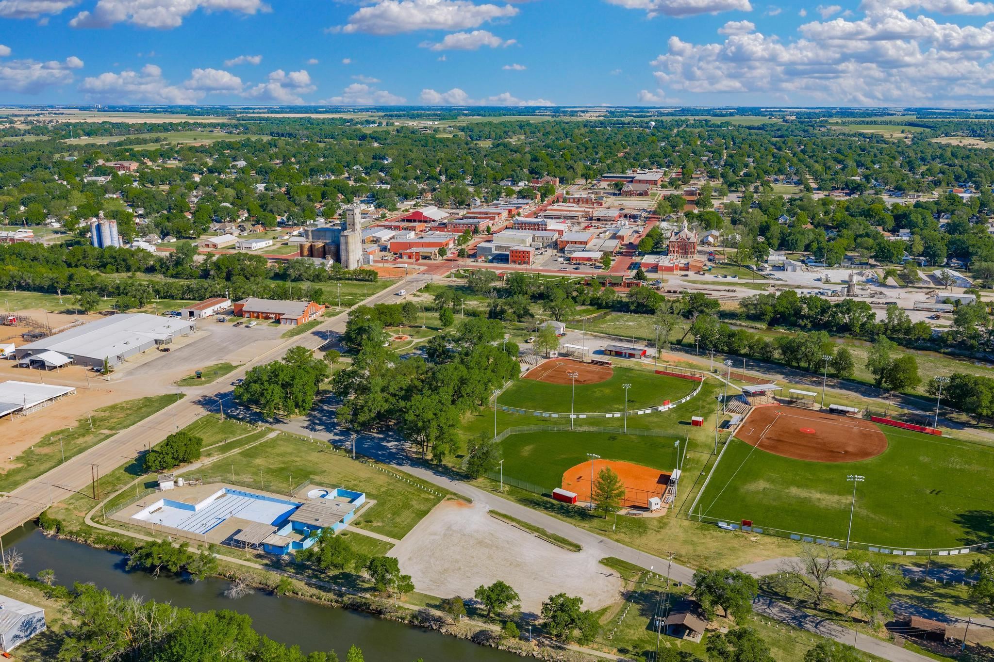 215 W C Avenue Kingman KS 67068