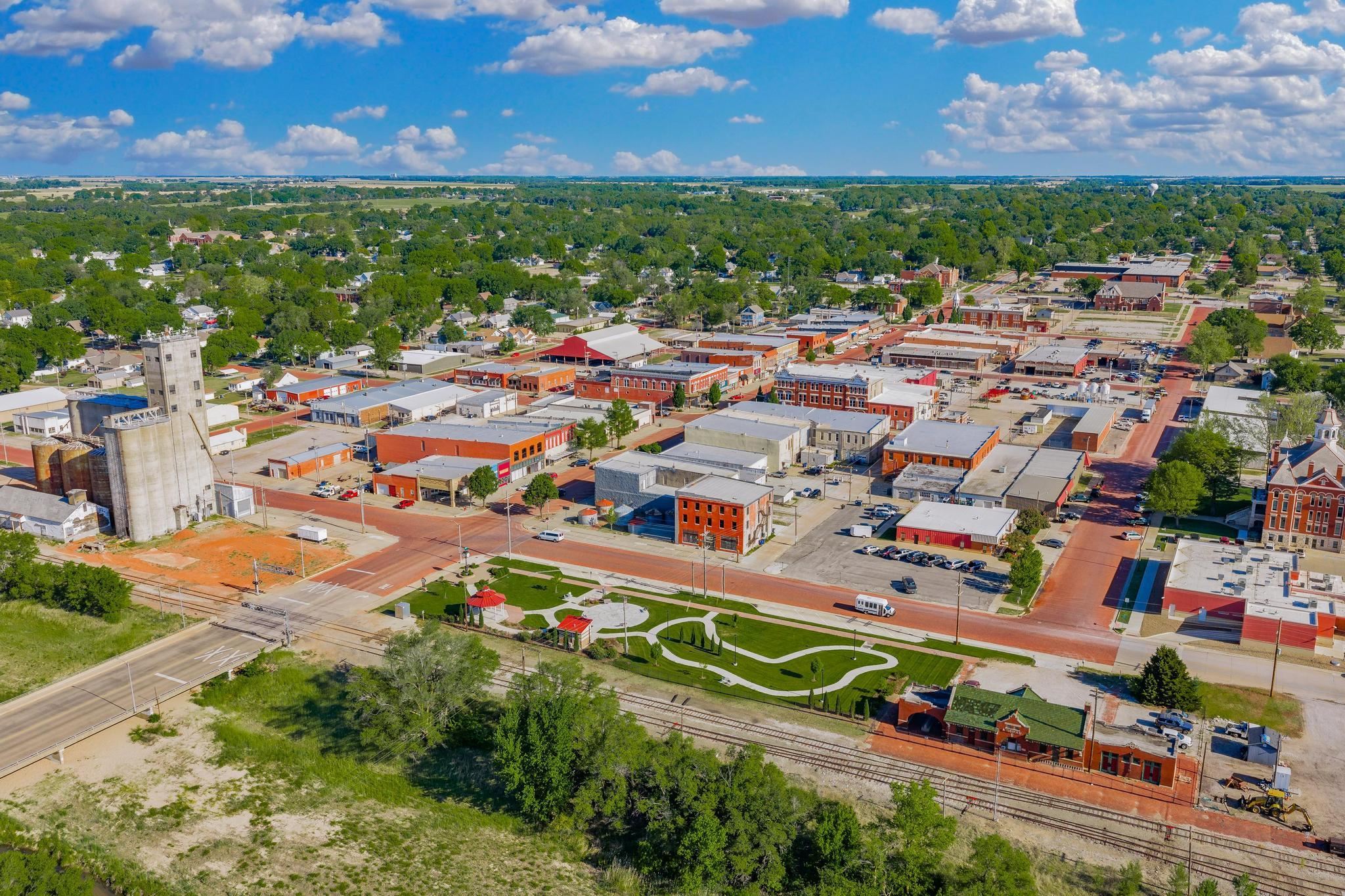 215 W C Avenue Kingman KS 67068