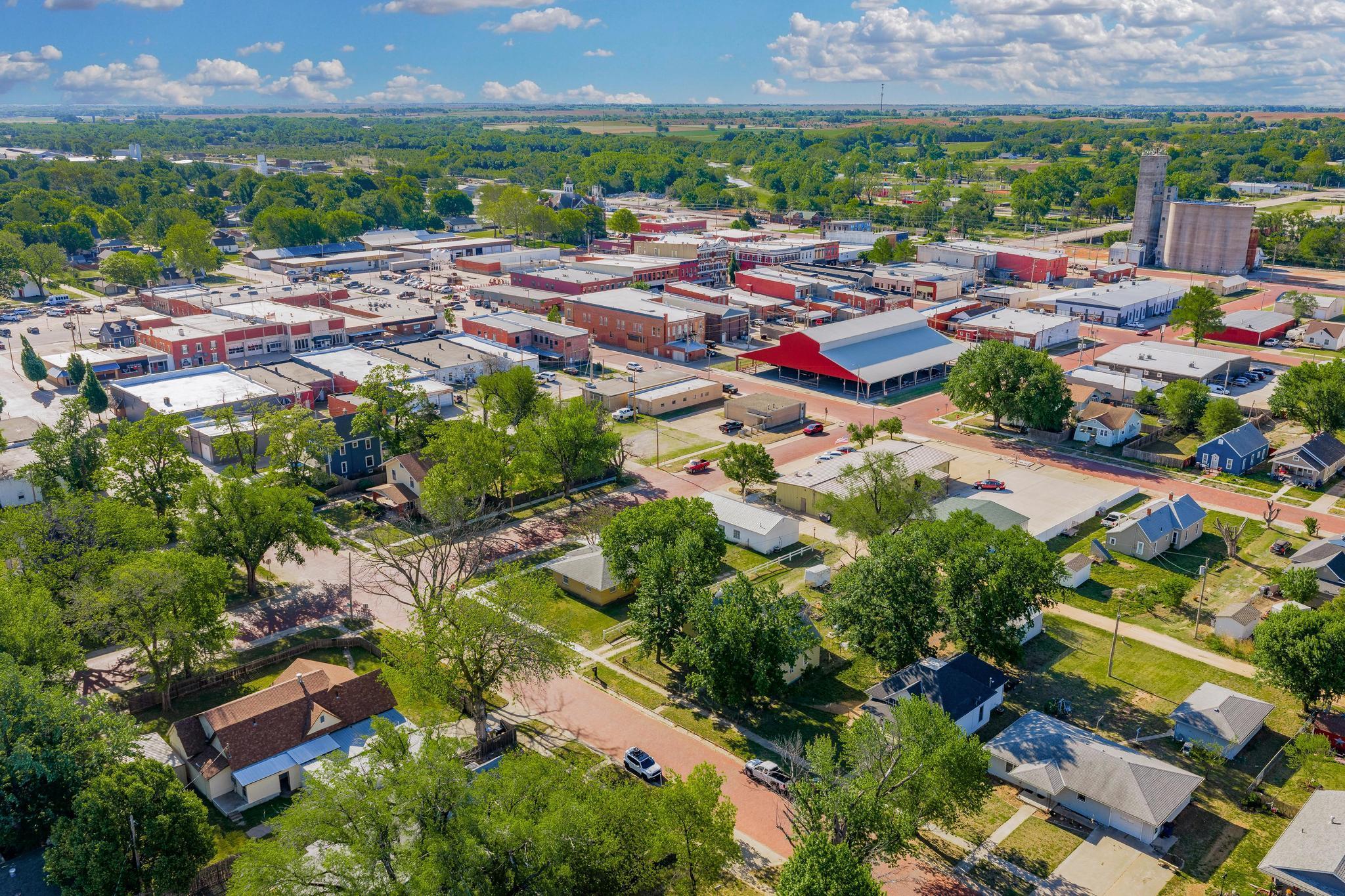 215 W C Avenue Kingman KS 67068