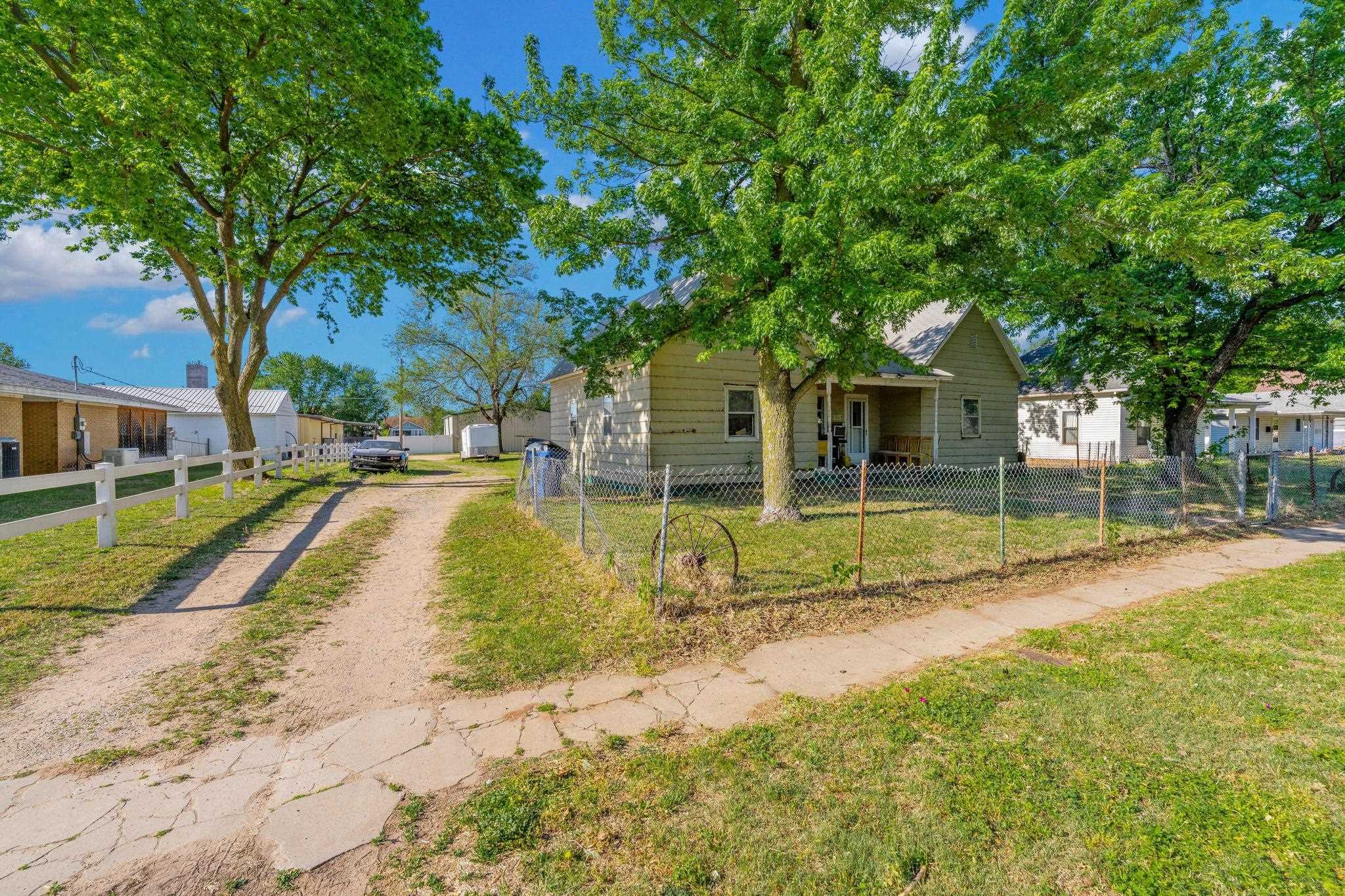 215 W C Avenue Kingman KS 67068