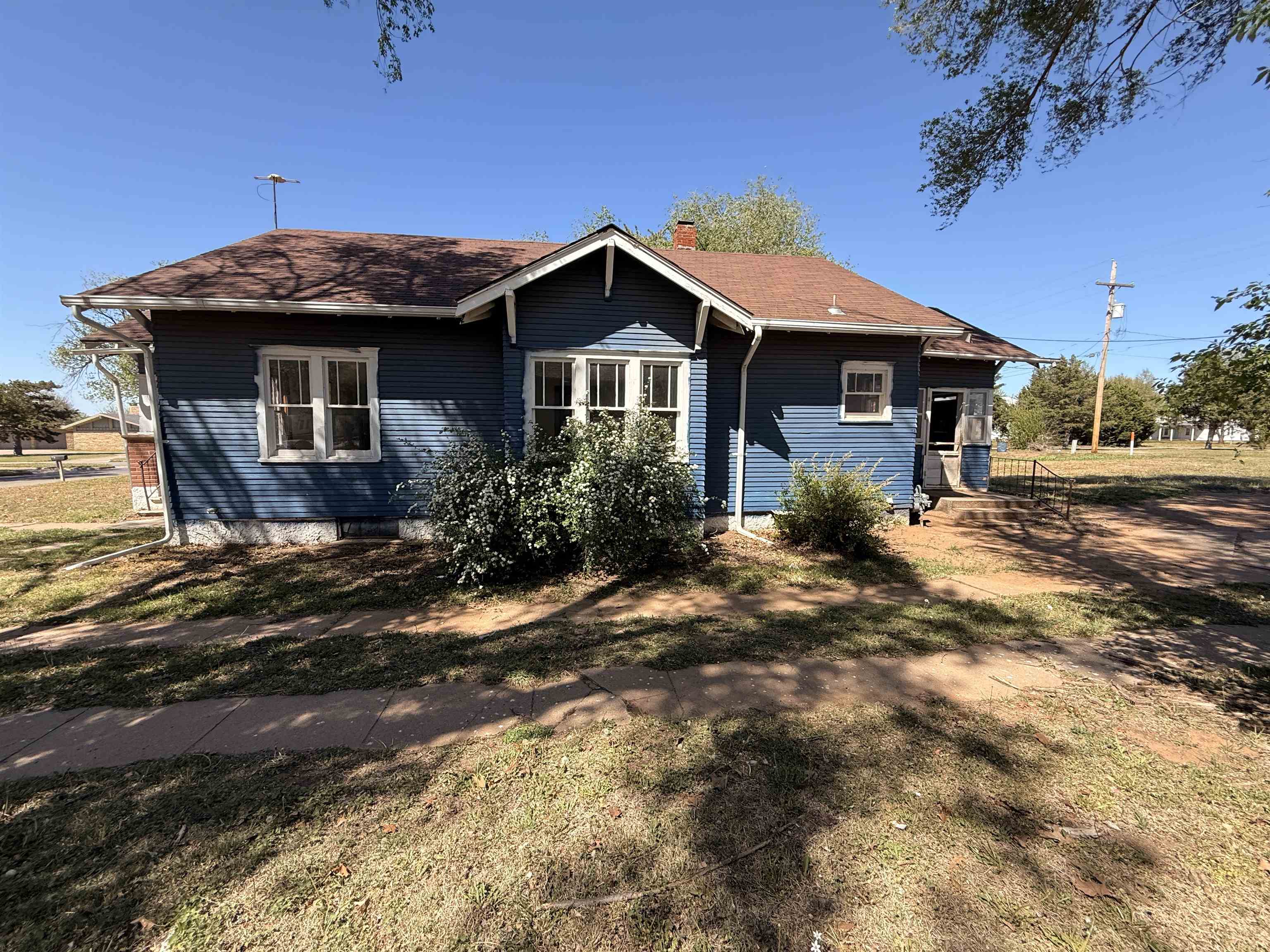617 N Bluff Avenue Anthony KS 67003