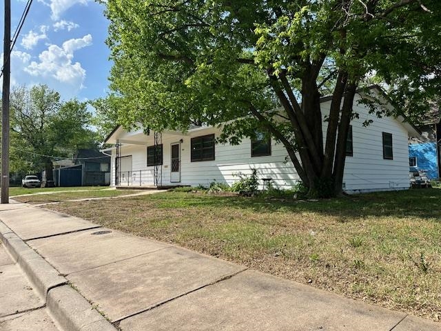 322 S F Street Wellington KS 67152