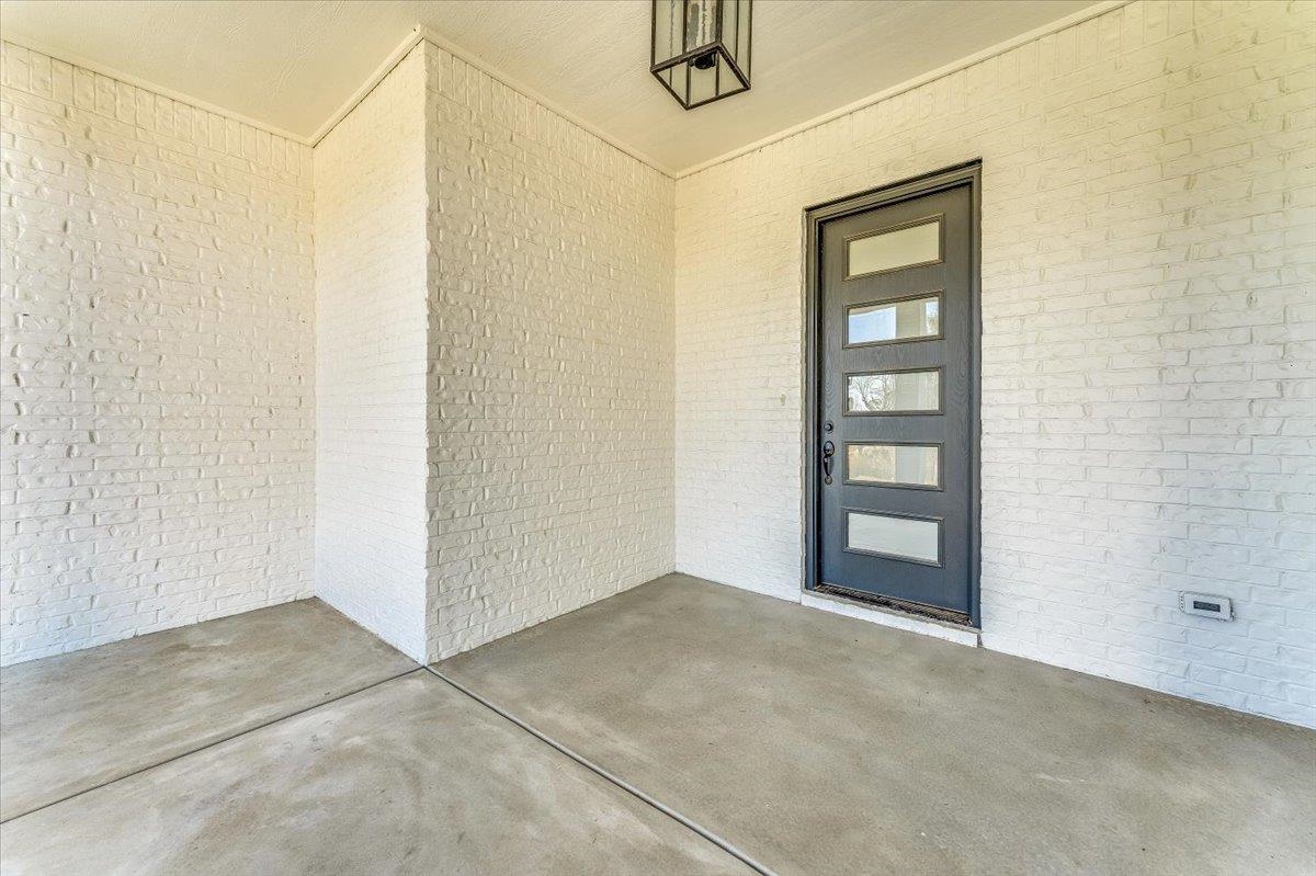 2701 N Anna Street Wichita KS 67205
