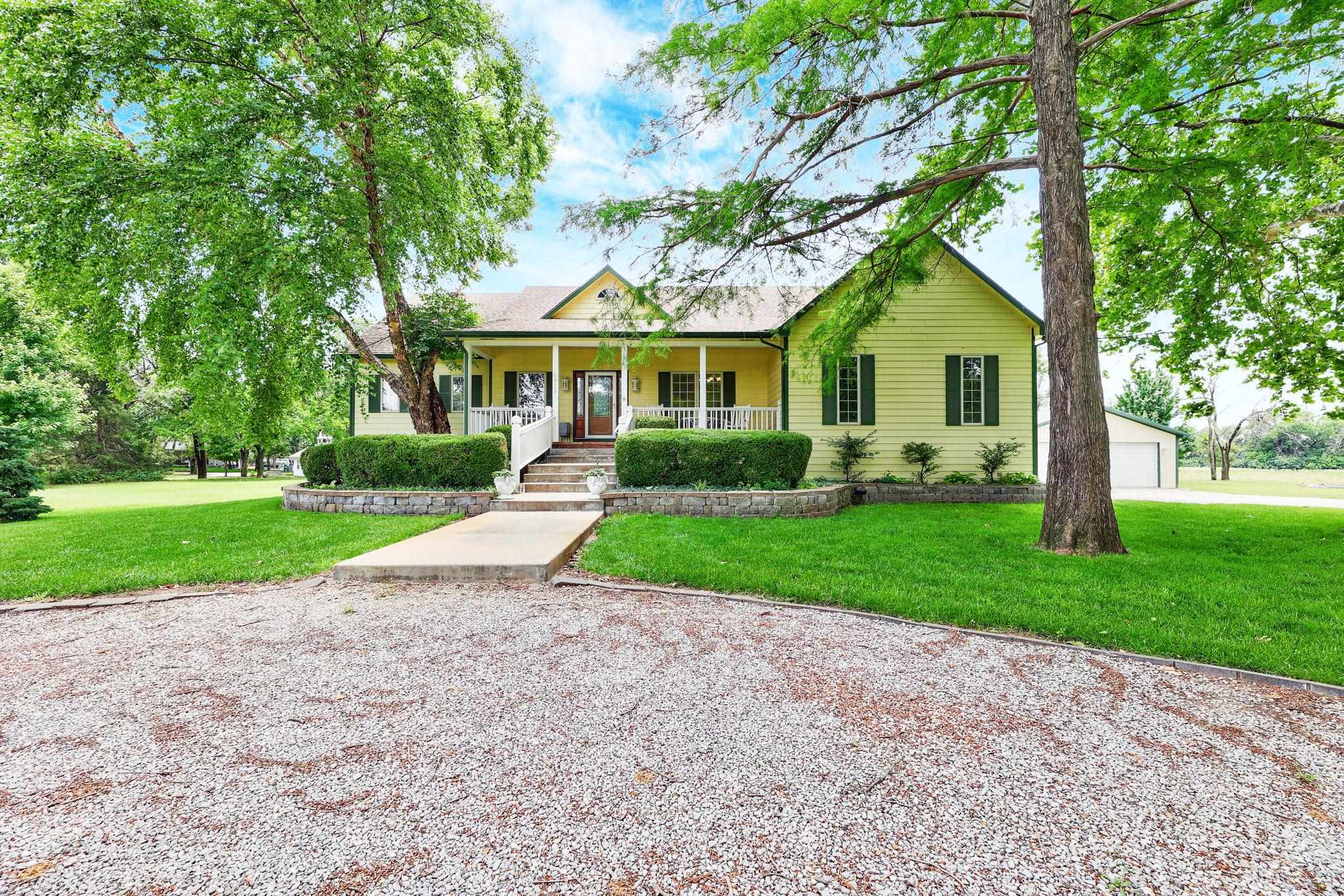 6934 S Broadway Court Haysville KS 67060