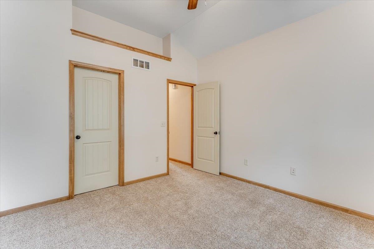2531 N Rough Creek Derby KS 67037