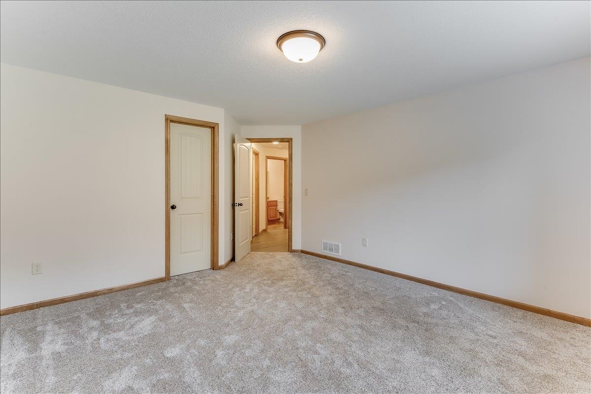 2531 N Rough Creek Derby KS 67037