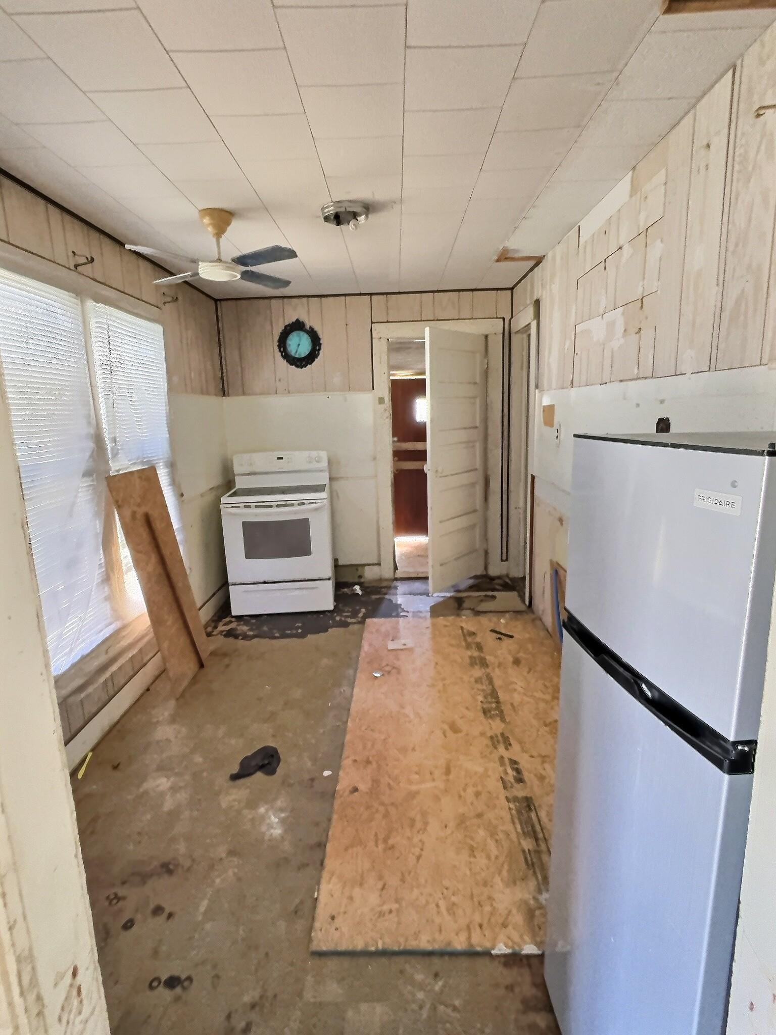 110 N Chisholm Caldwell KS 67022