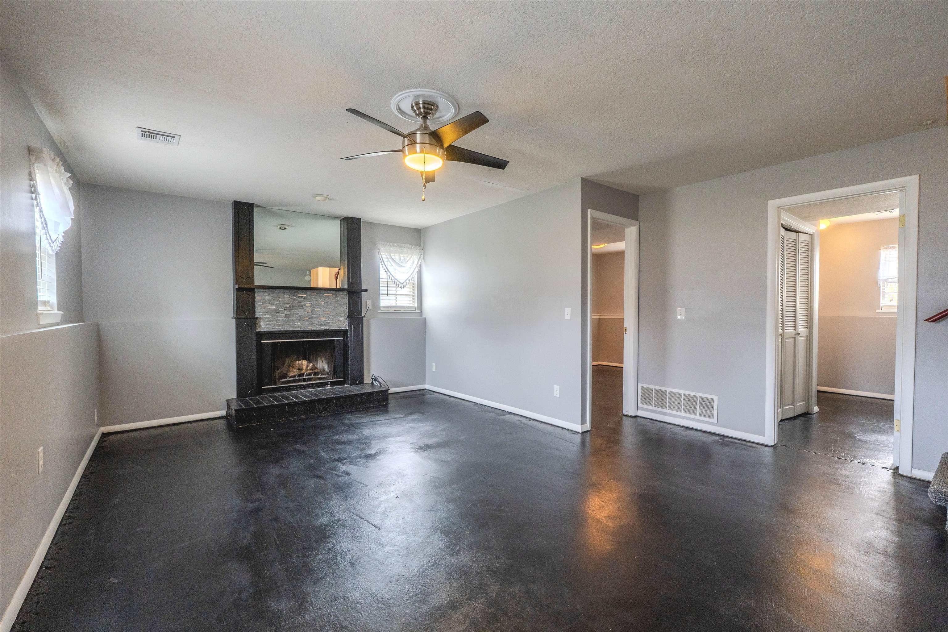 1621 Pin Oak Court Rose Hill KS 67133