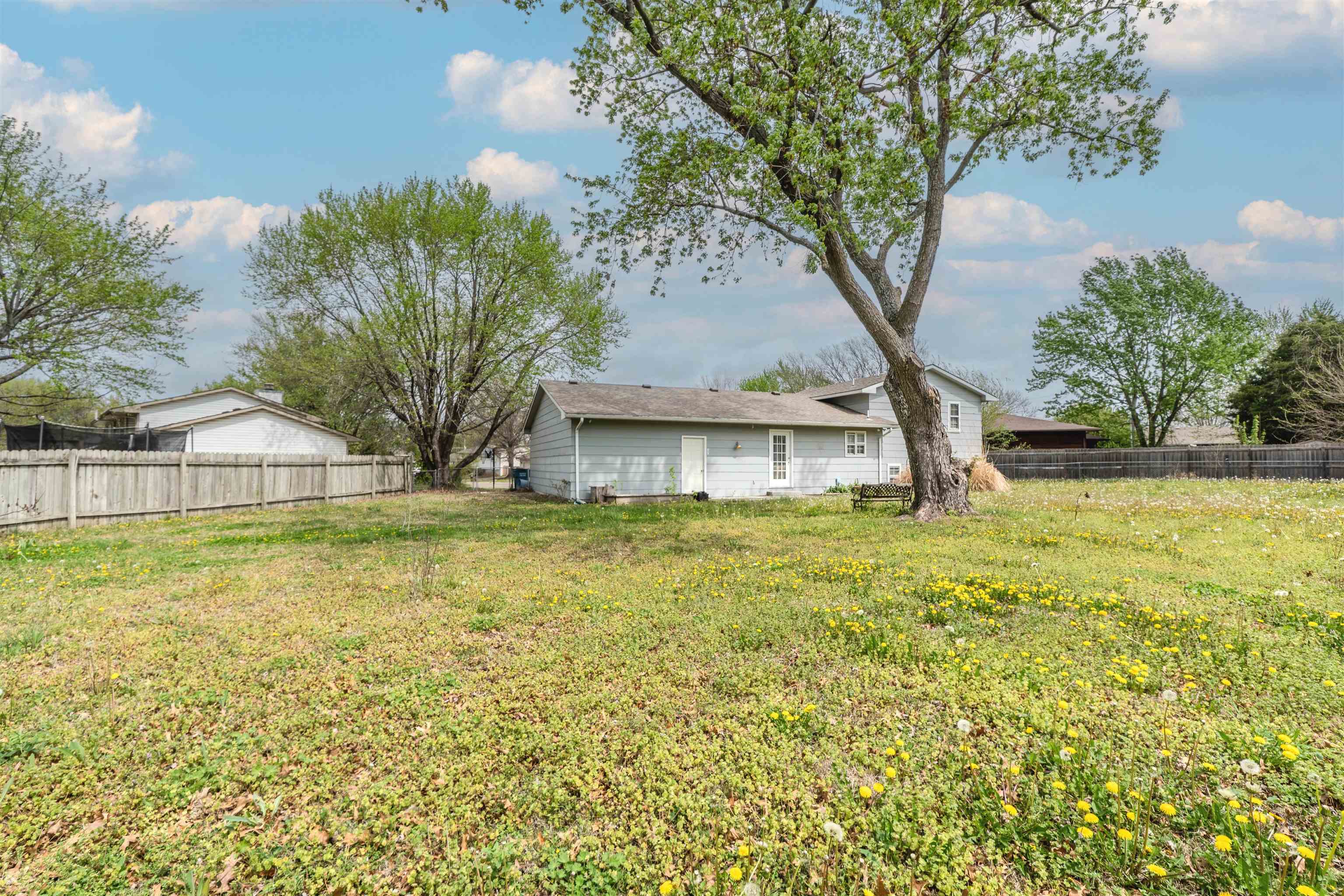1621 Pin Oak Court Rose Hill KS 67133