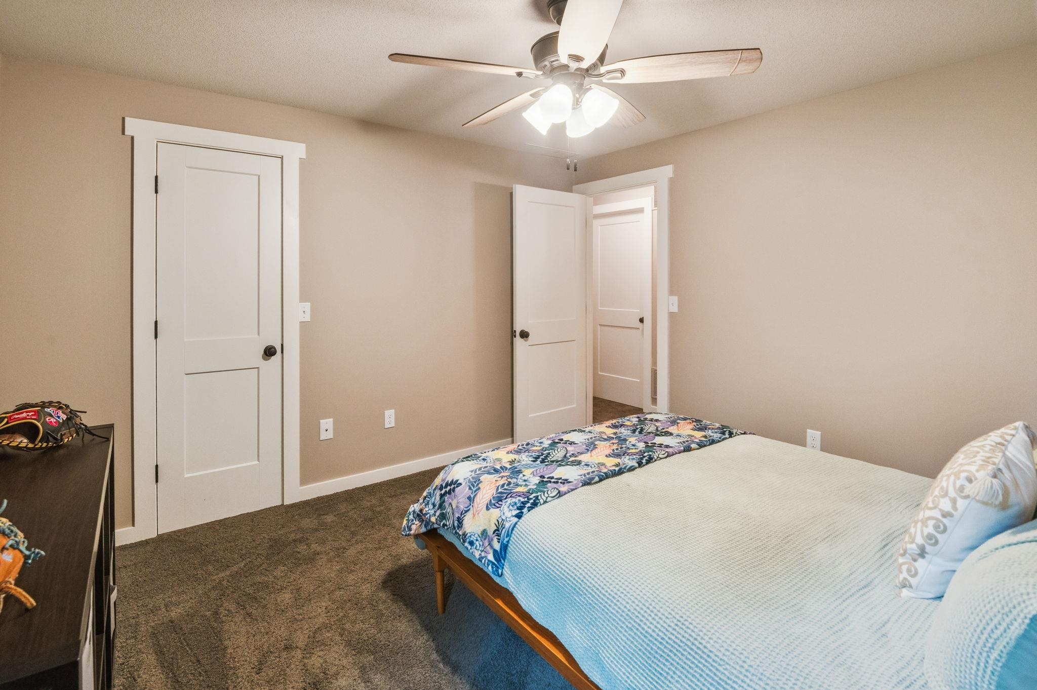 2427 N Parkdale Wichita KS 67205