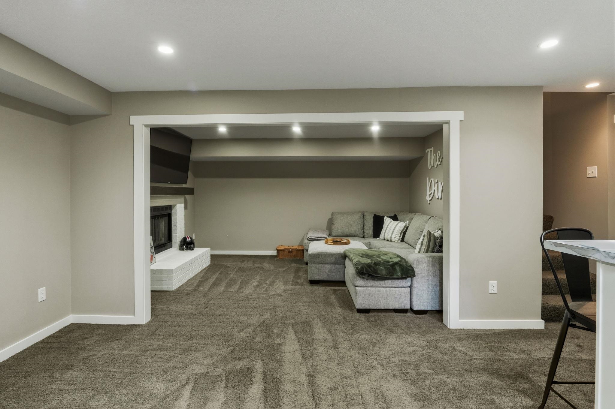 2427 N Parkdale Wichita KS 67205