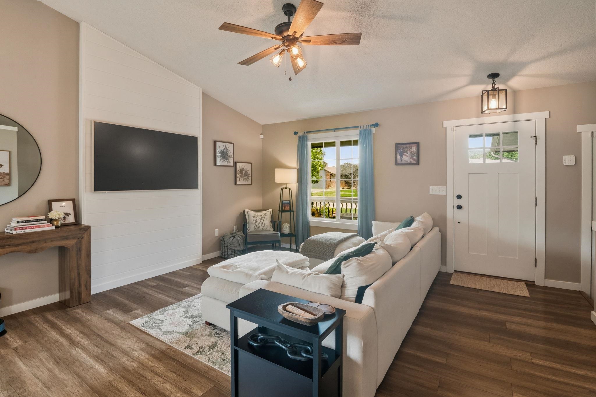 2427 N Parkdale Wichita KS 67205
