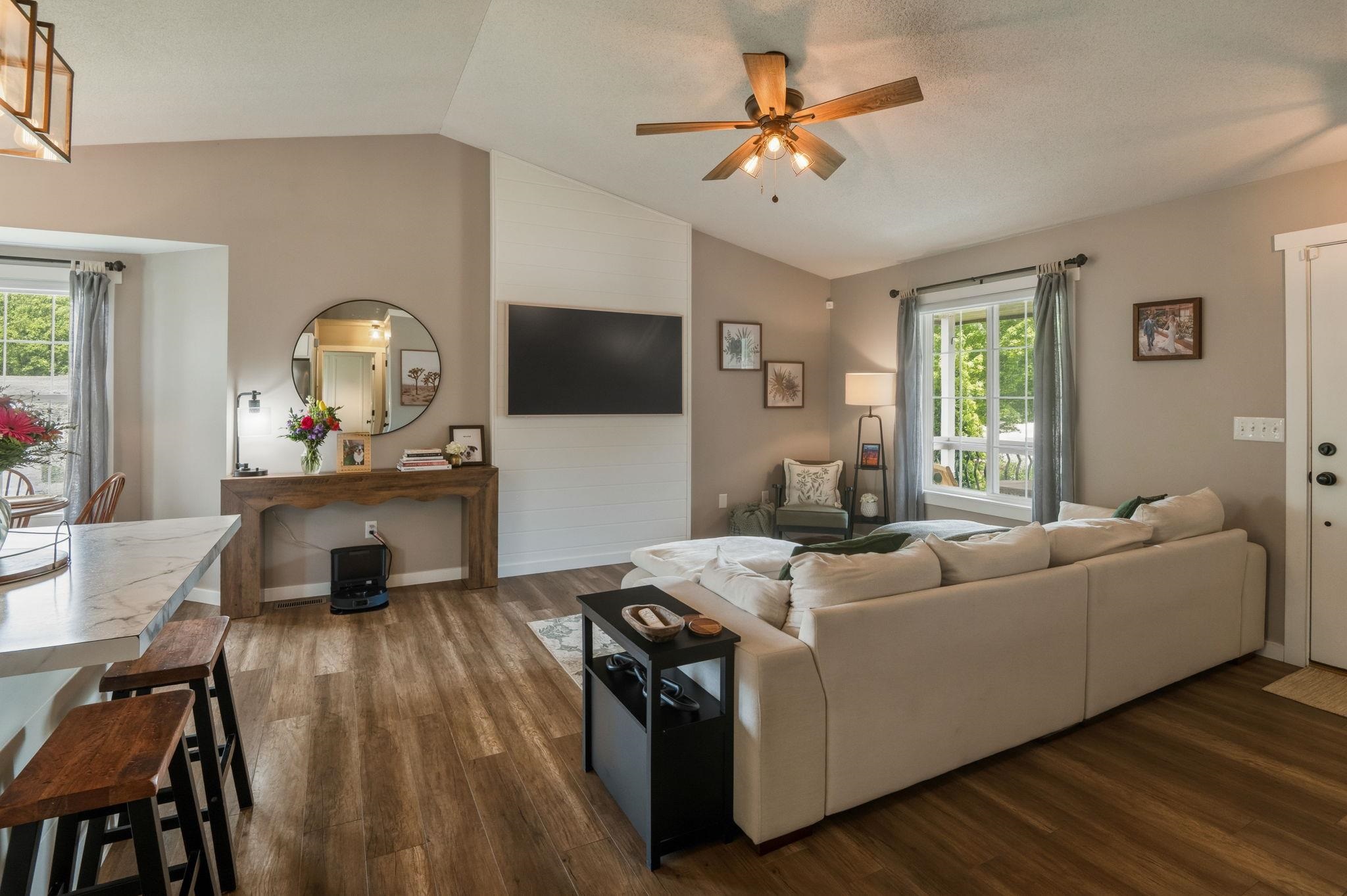2427 N Parkdale Wichita KS 67205