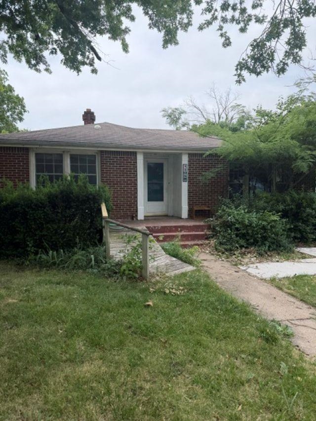 105 N Park Winfield KS 67156