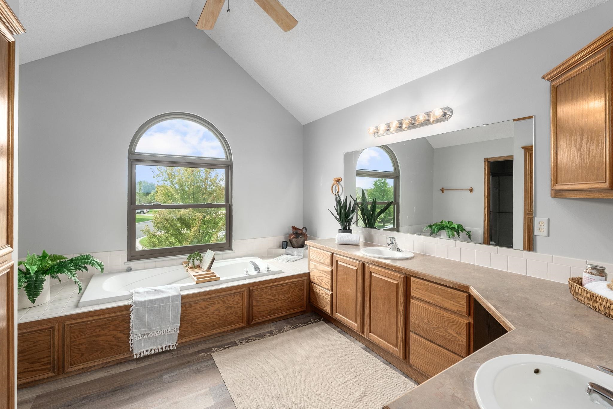 1365 N Lake Edge Circle Goddard KS 67052