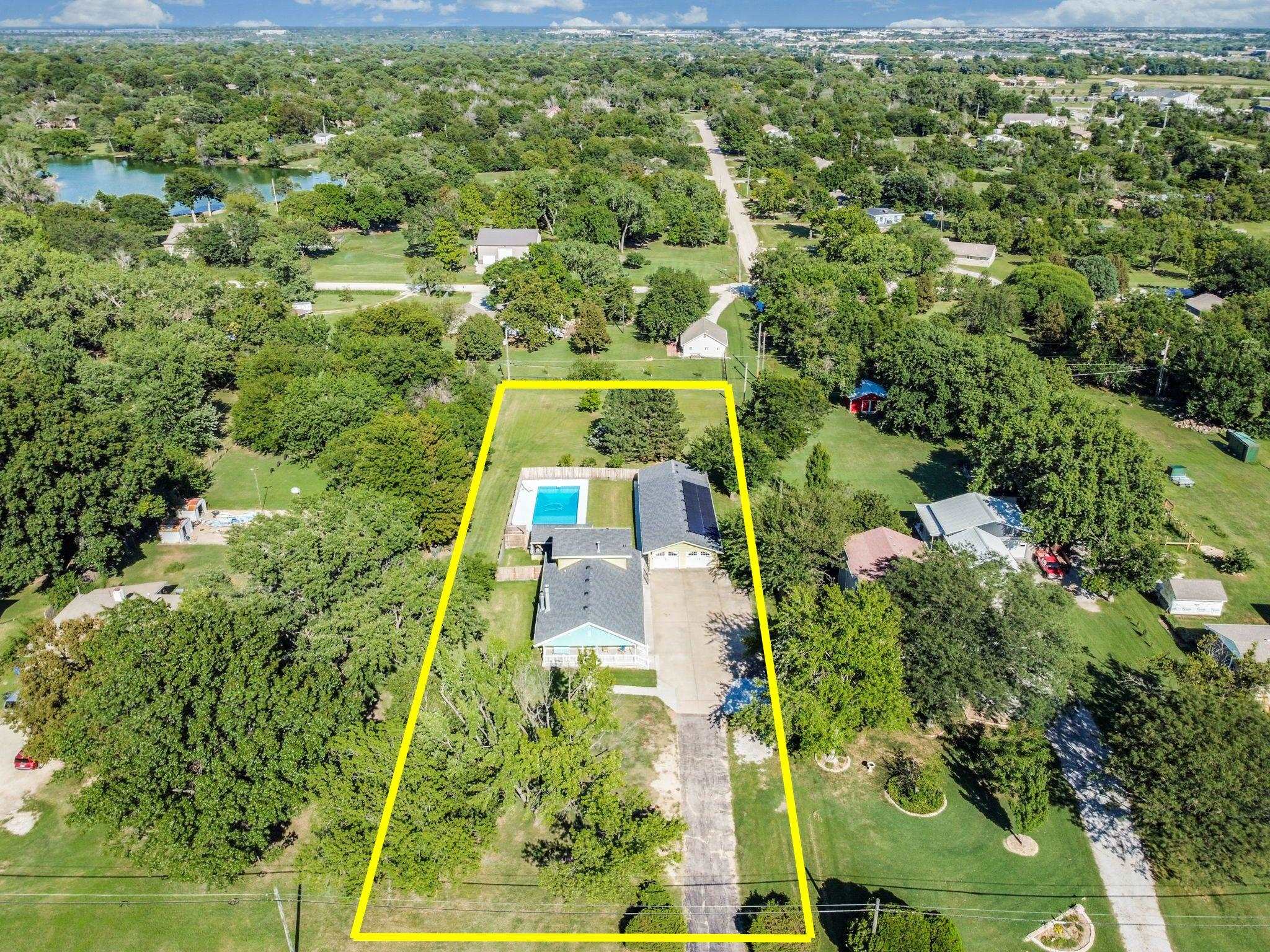 3930 N Oliver Street Bel Aire KS 67220