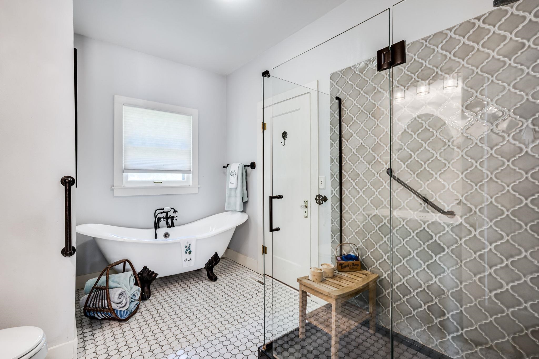 3930 N Oliver Street Bel Aire KS 67220