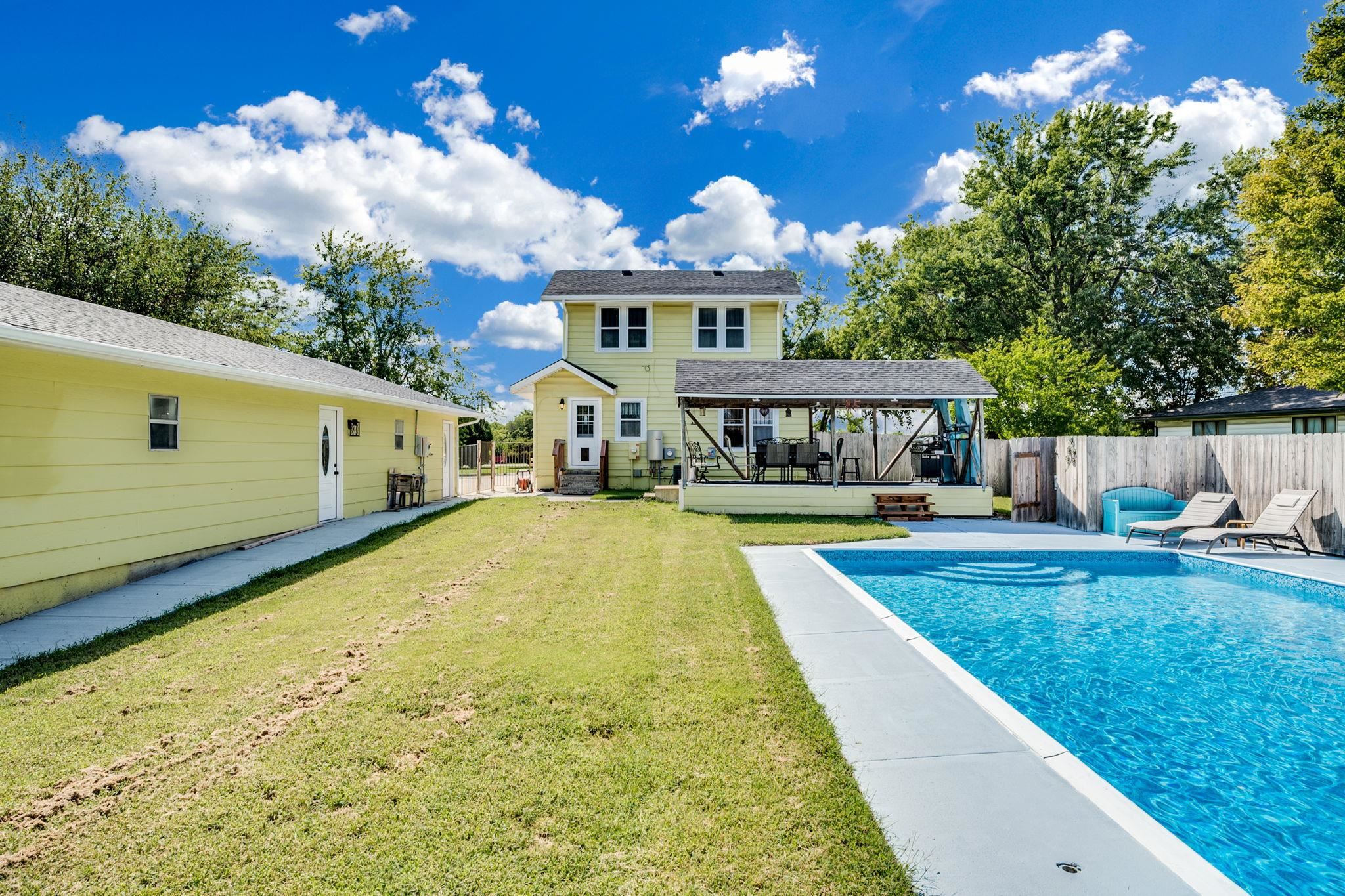 3930 N Oliver Street Bel Aire KS 67220