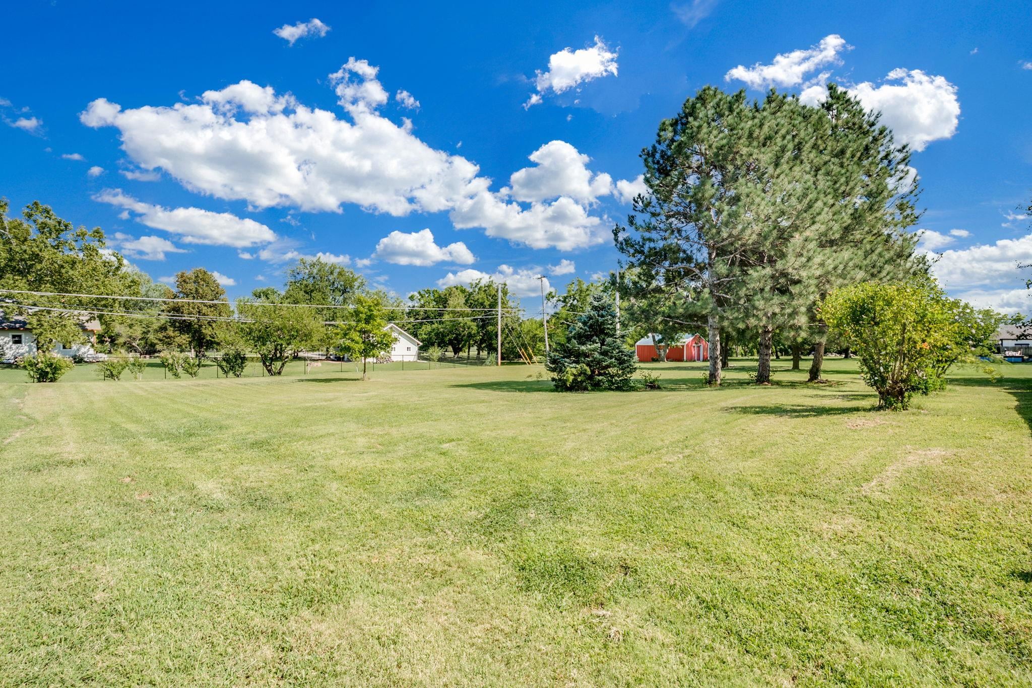 3930 N Oliver Street Bel Aire KS 67220