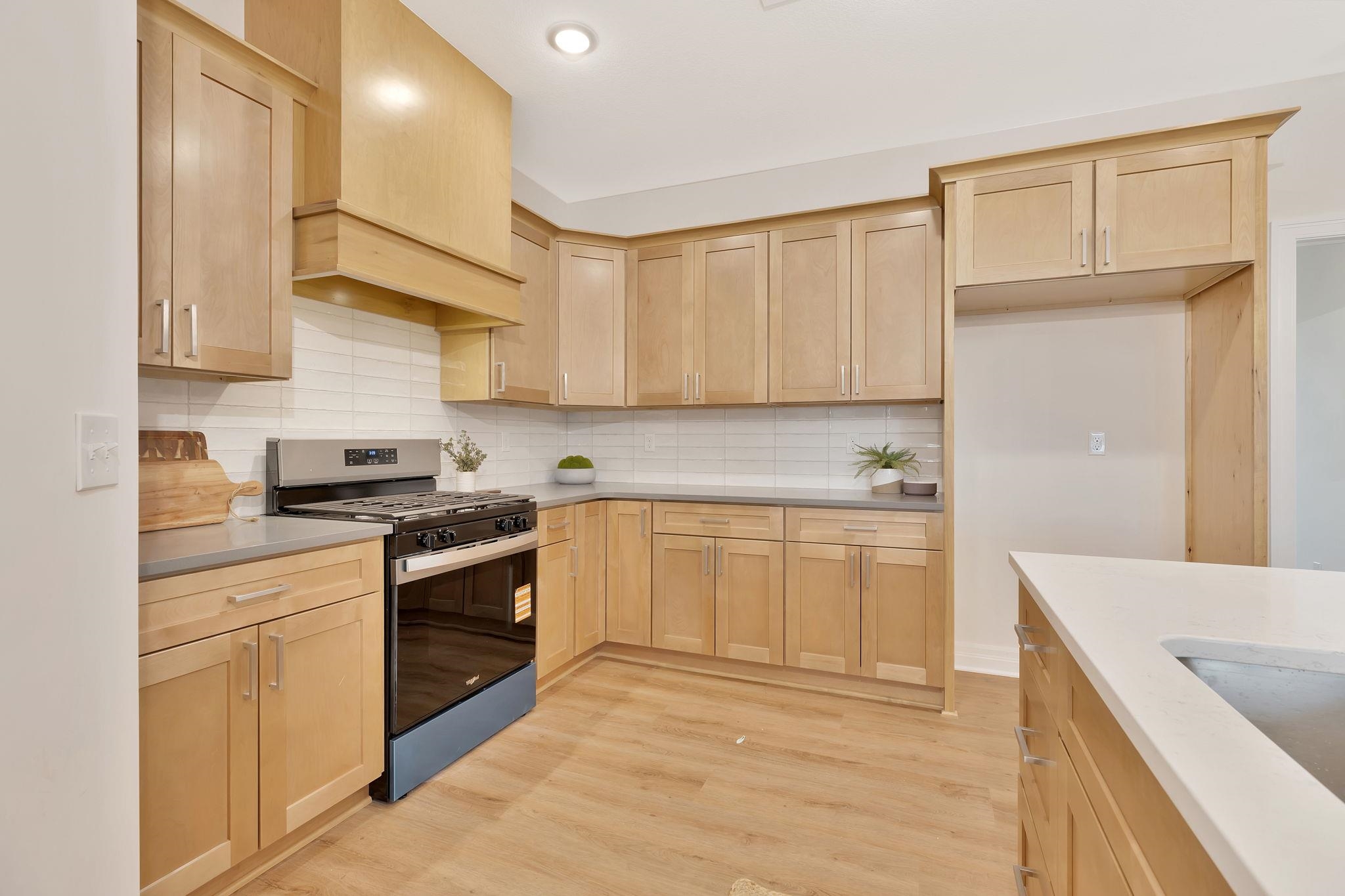 5242 N Colonial Avenue Bel Aire KS 67226