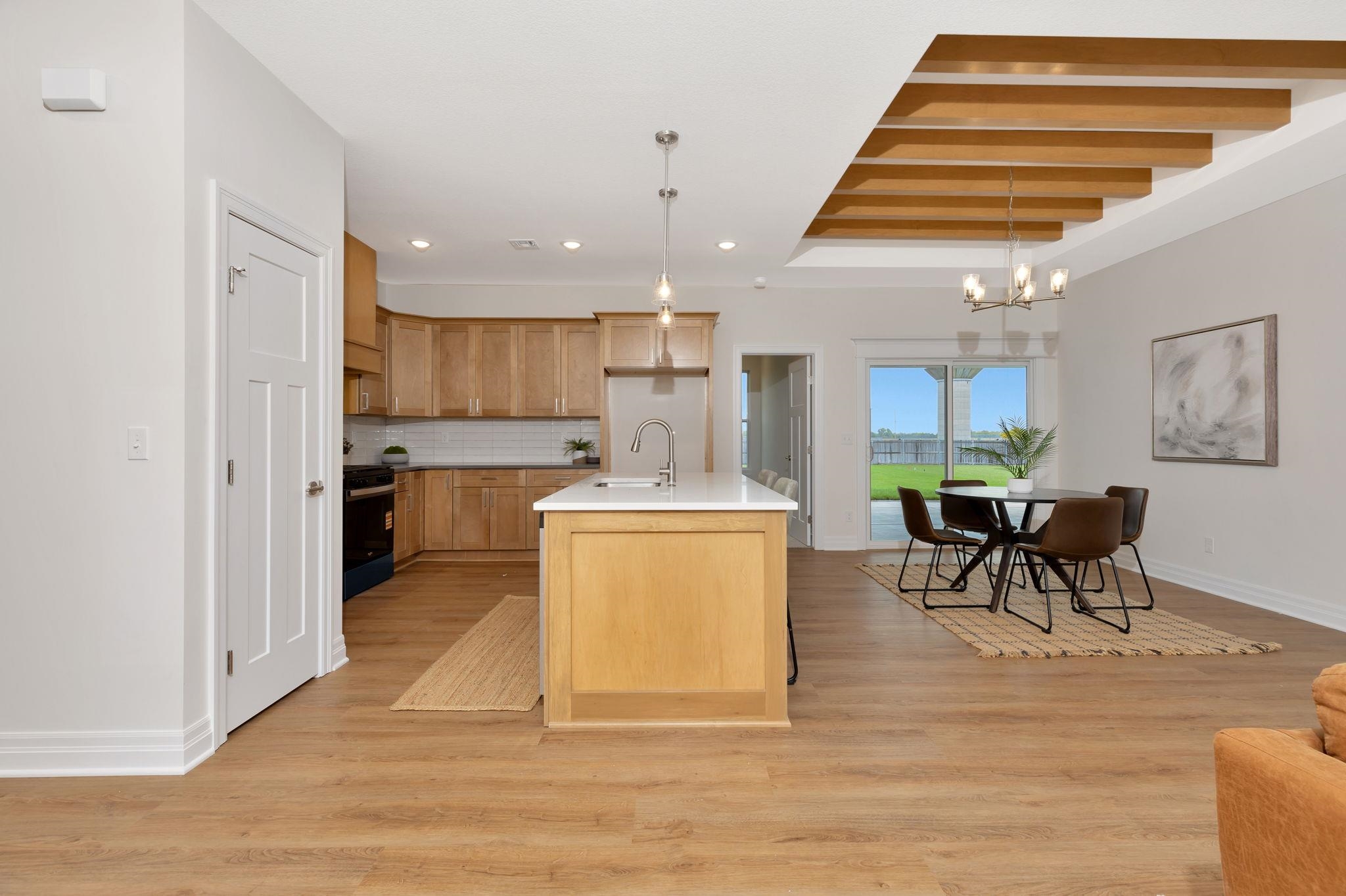 5242 N Colonial Avenue Bel Aire KS 67226