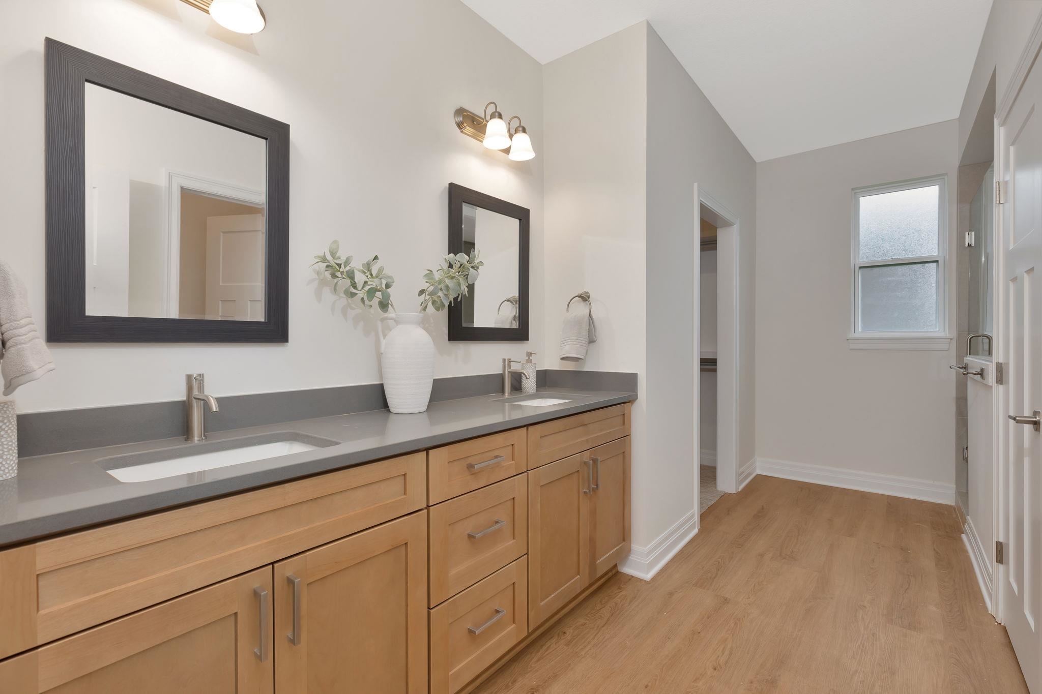 5242 N Colonial Avenue Bel Aire KS 67226